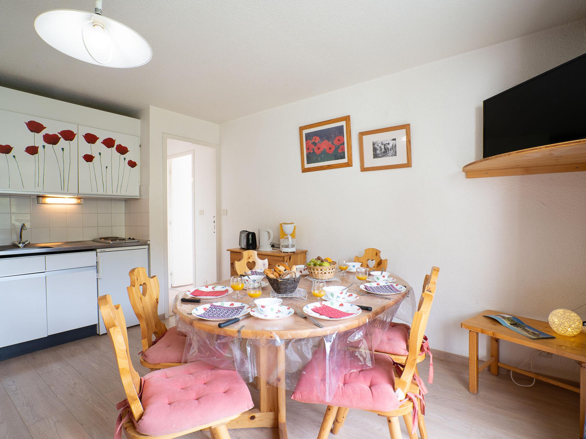 Photo 6 - Appartement de 2 chambres à Villarembert avec piscine et vues sur la montagne