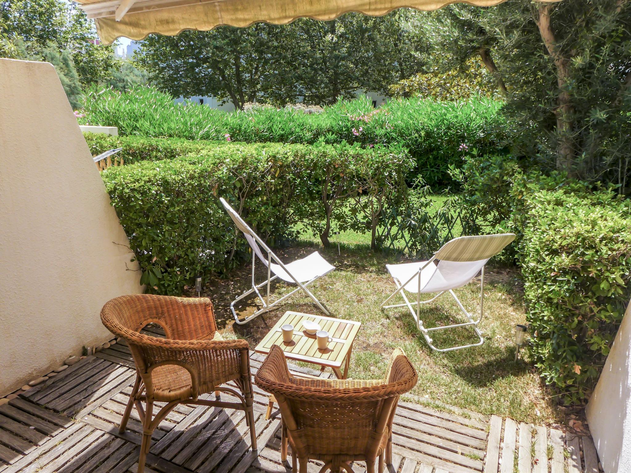 Photo 13 - Apartment in La Grande-Motte with garden and sea view