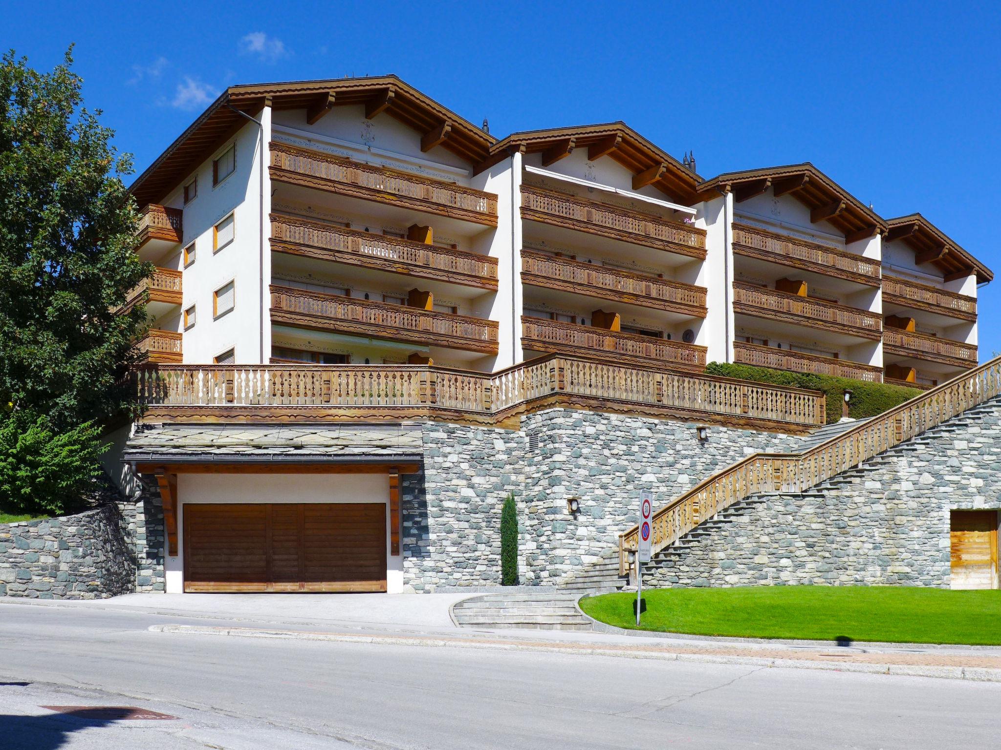 Foto 6 - Apartamento de 4 habitaciones en Crans-Montana con jardín y terraza