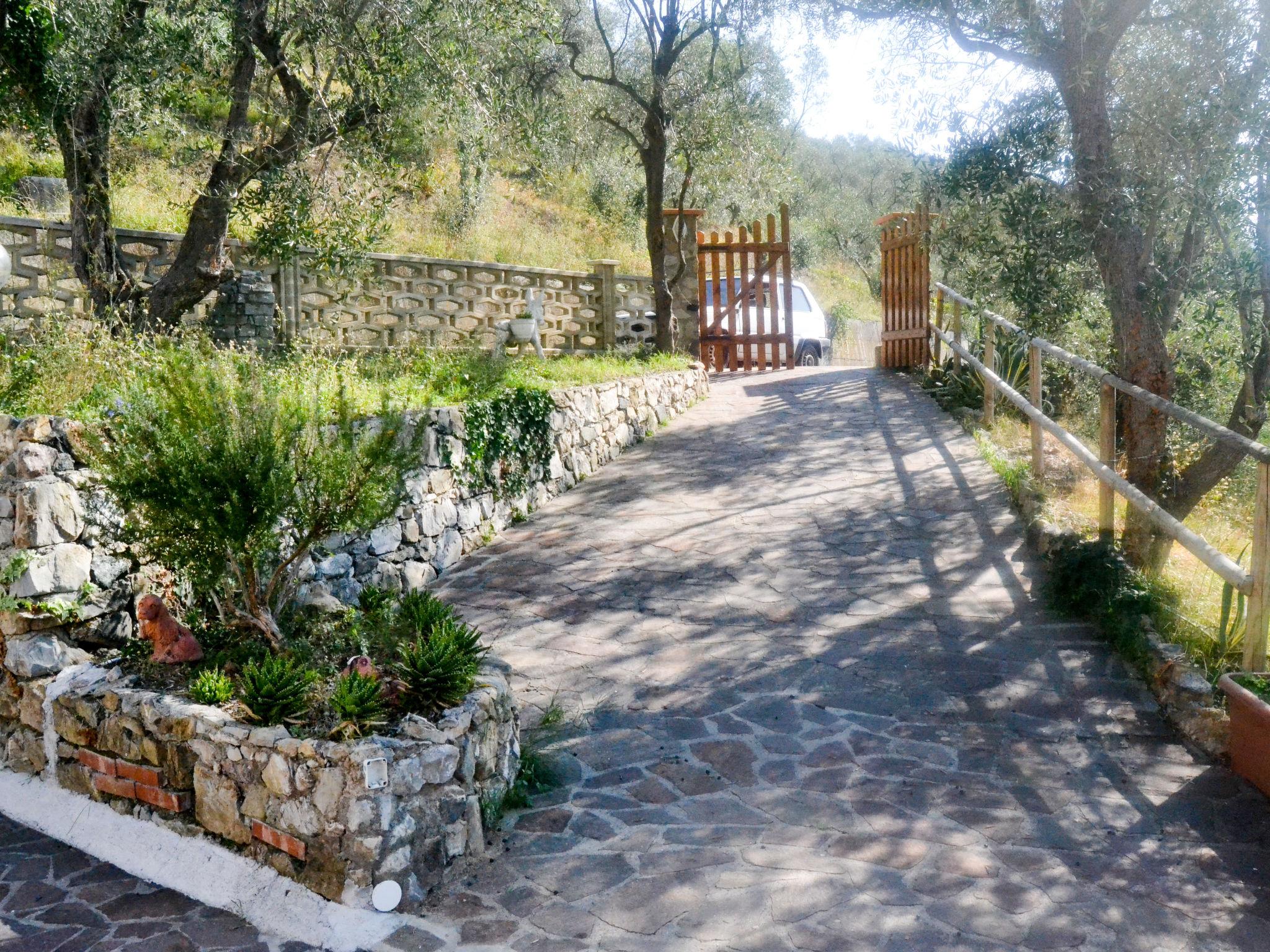 Photo 23 - Maison de 1 chambre à Moneglia avec jardin