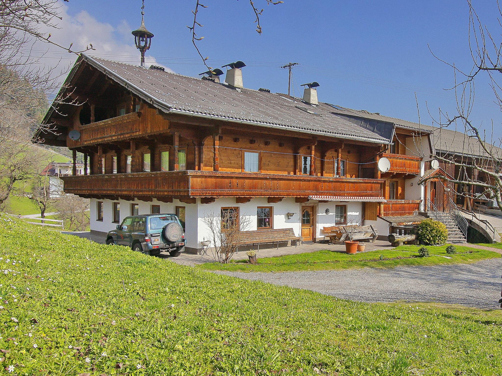 Photo 1 - Appartement de 4 chambres à Fügenberg avec jardin et vues sur la montagne