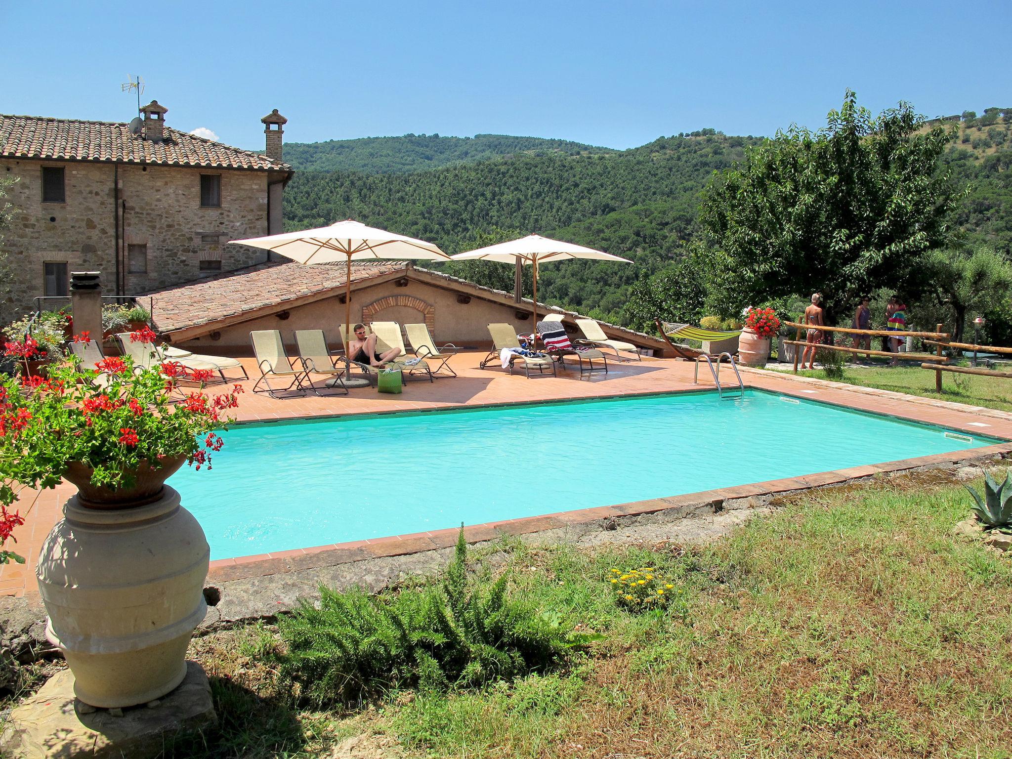 Foto 45 - Casa con 10 camere da letto a Piegaro con piscina privata e vista sulle montagne