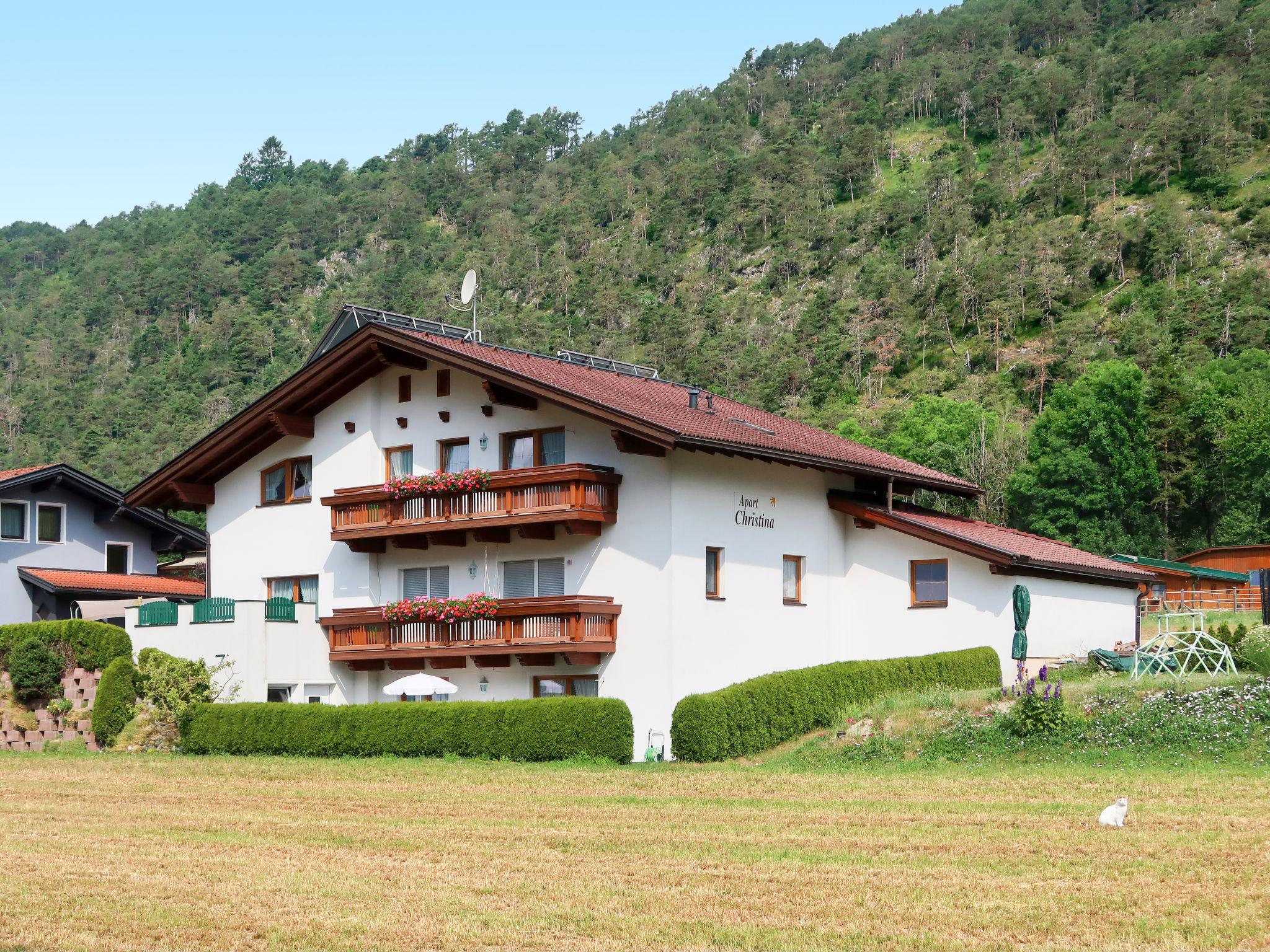 Foto 16 - Apartamento de 1 quarto em Tarrenz com terraço e vista para a montanha