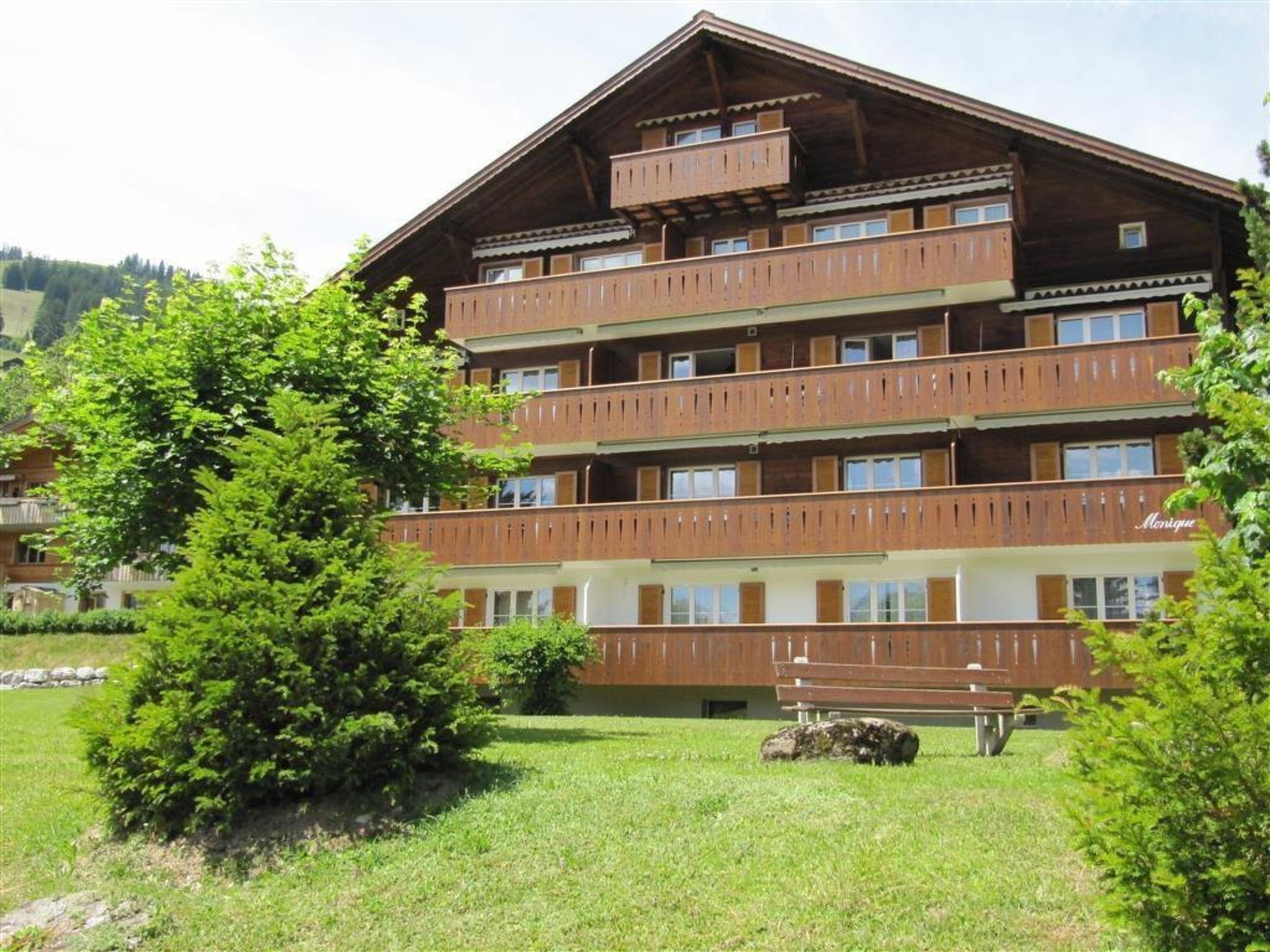 Photo 1 - 2 bedroom Apartment in Saanen