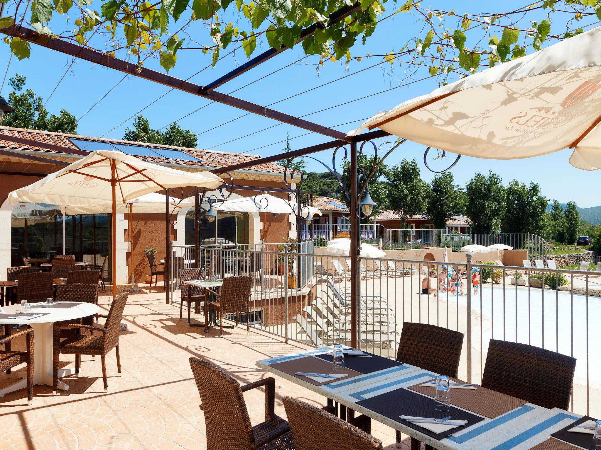 Photo 15 - Maison de 2 chambres à Lagorce avec piscine et terrasse