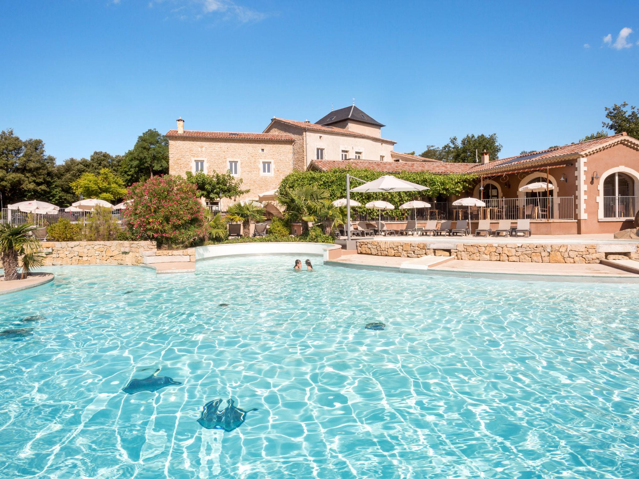 Foto 14 - Casa de 3 quartos em Lagorce com piscina e terraço