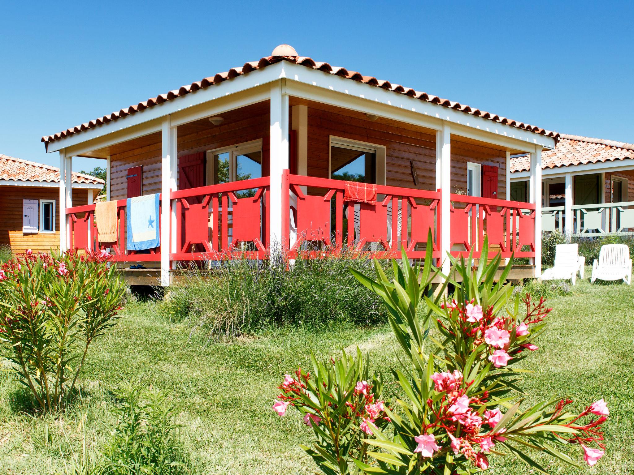 Photo 2 - Maison de 2 chambres à Lagorce avec piscine et terrasse