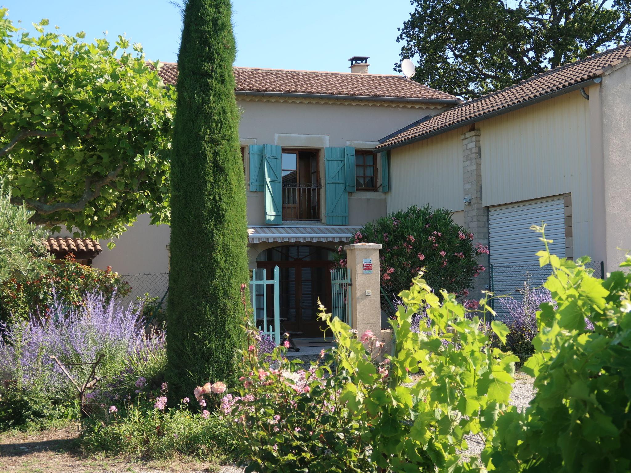 Photo 19 - 3 bedroom House in Grillon with garden and terrace