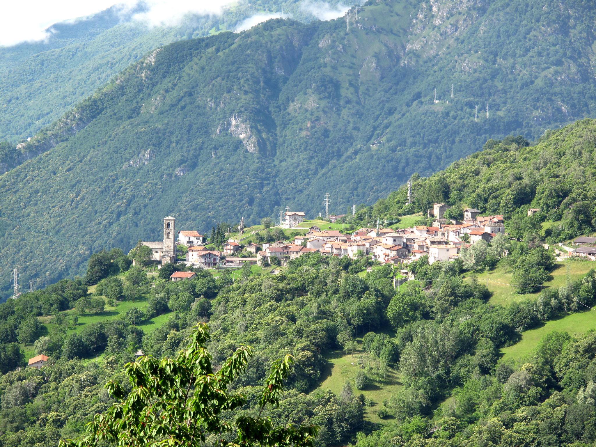 Photo 16 - Appartement en Gravedona ed Uniti avec terrasse et vues sur la montagne