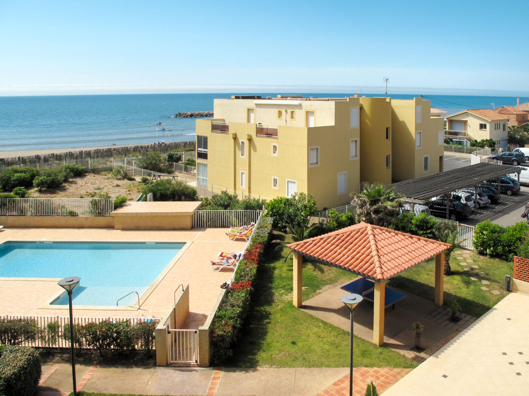 Foto 10 - Apartamento de 1 habitación en Valras-Plage con piscina y vistas al mar