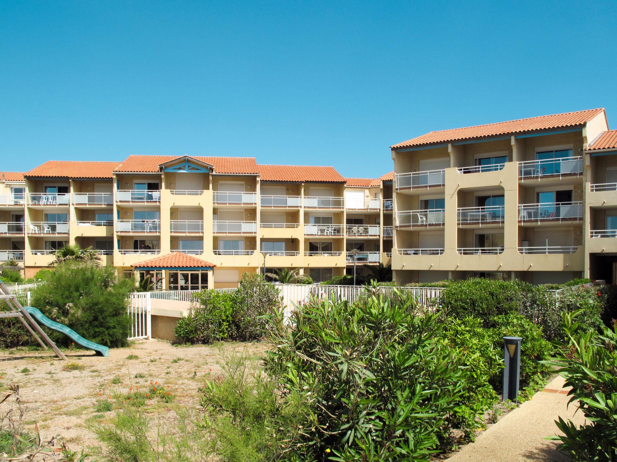 Foto 12 - Apartamento de 2 habitaciones en Valras-Plage con piscina y vistas al mar