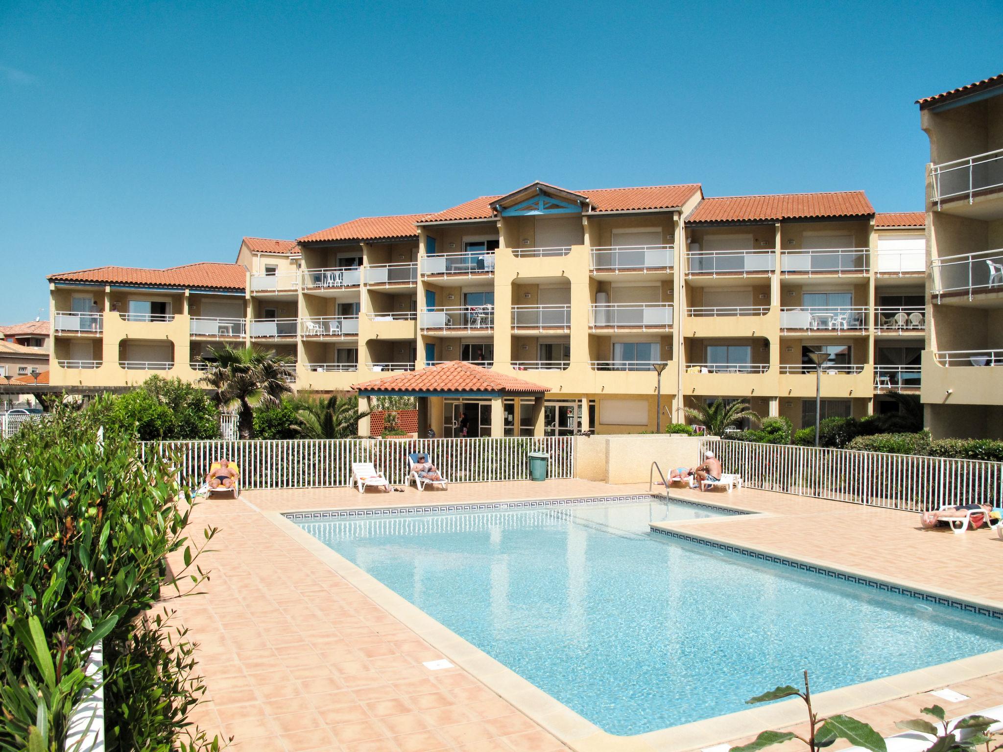 Foto 1 - Apartamento de 1 quarto em Valras-Plage com piscina e vistas do mar