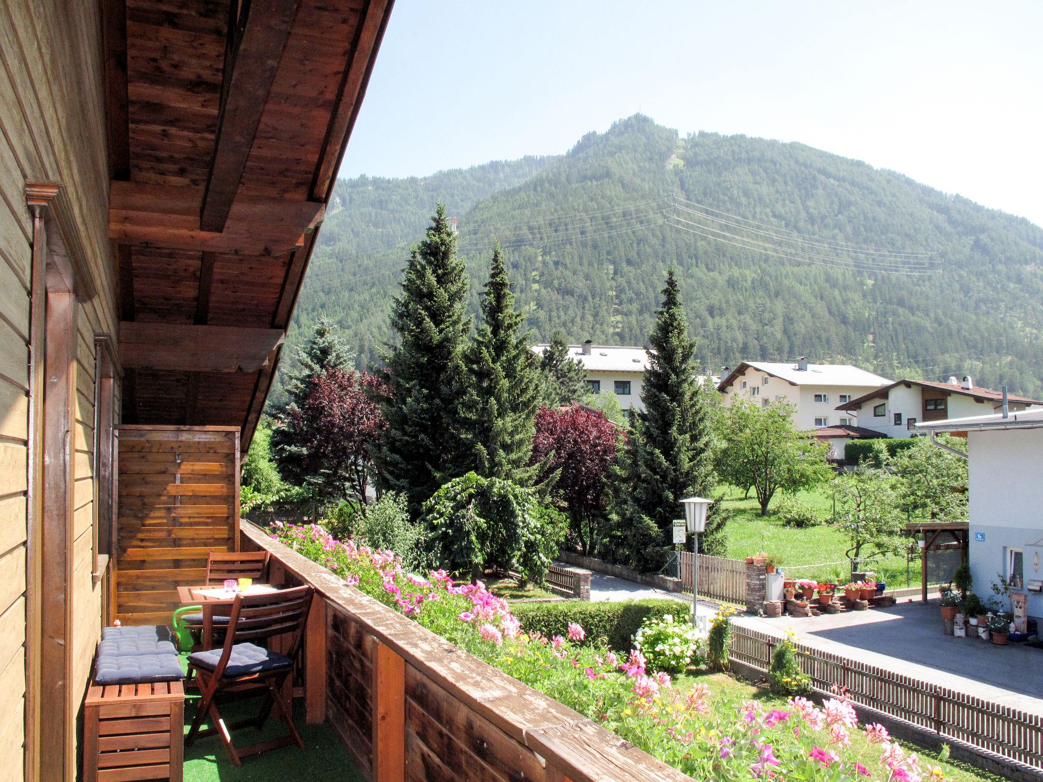 Foto 2 - Apartamento de 4 quartos em Prutz com terraço e vista para a montanha