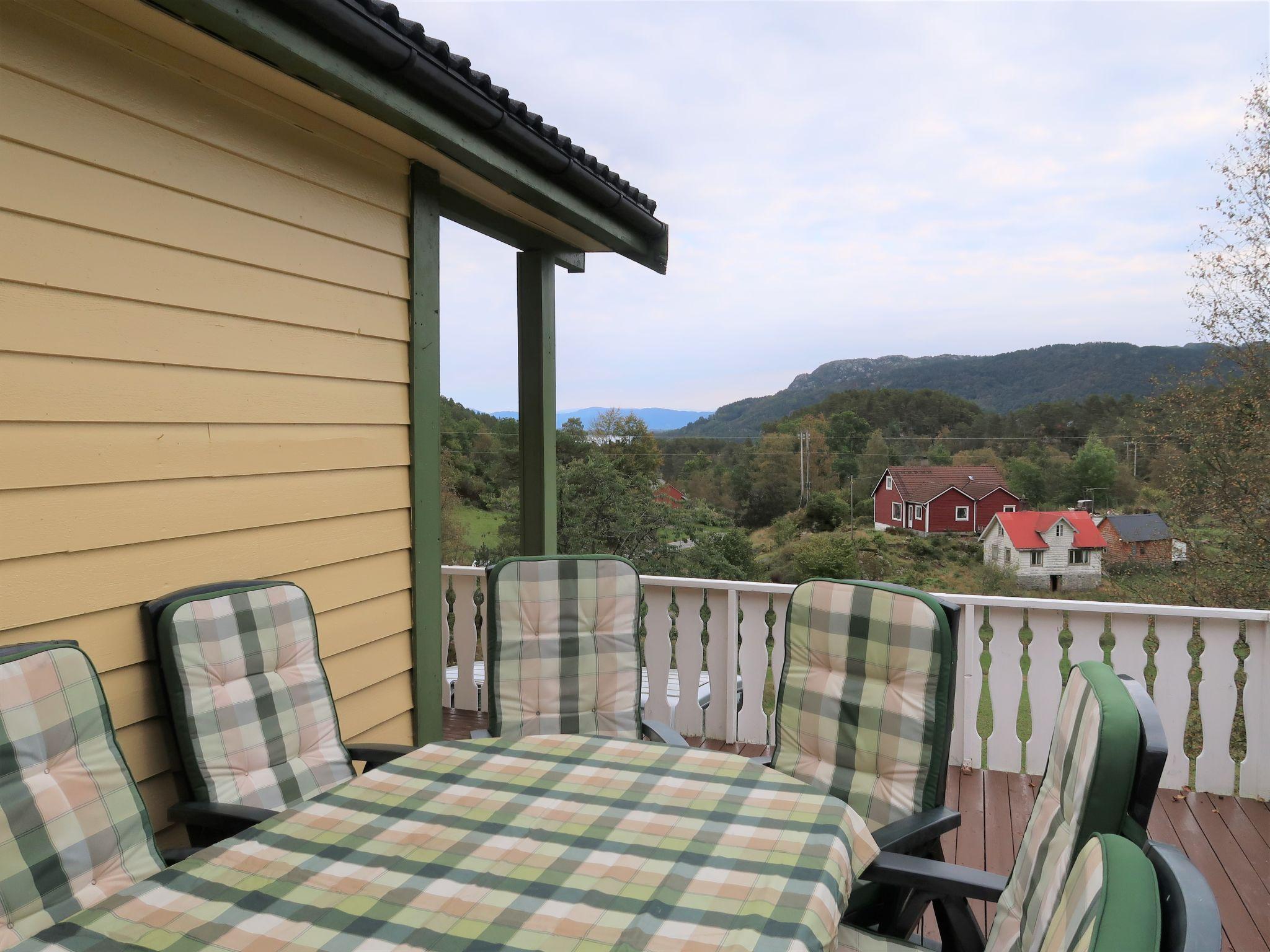 Foto 9 - Haus mit 5 Schlafzimmern in Tysnes mit terrasse