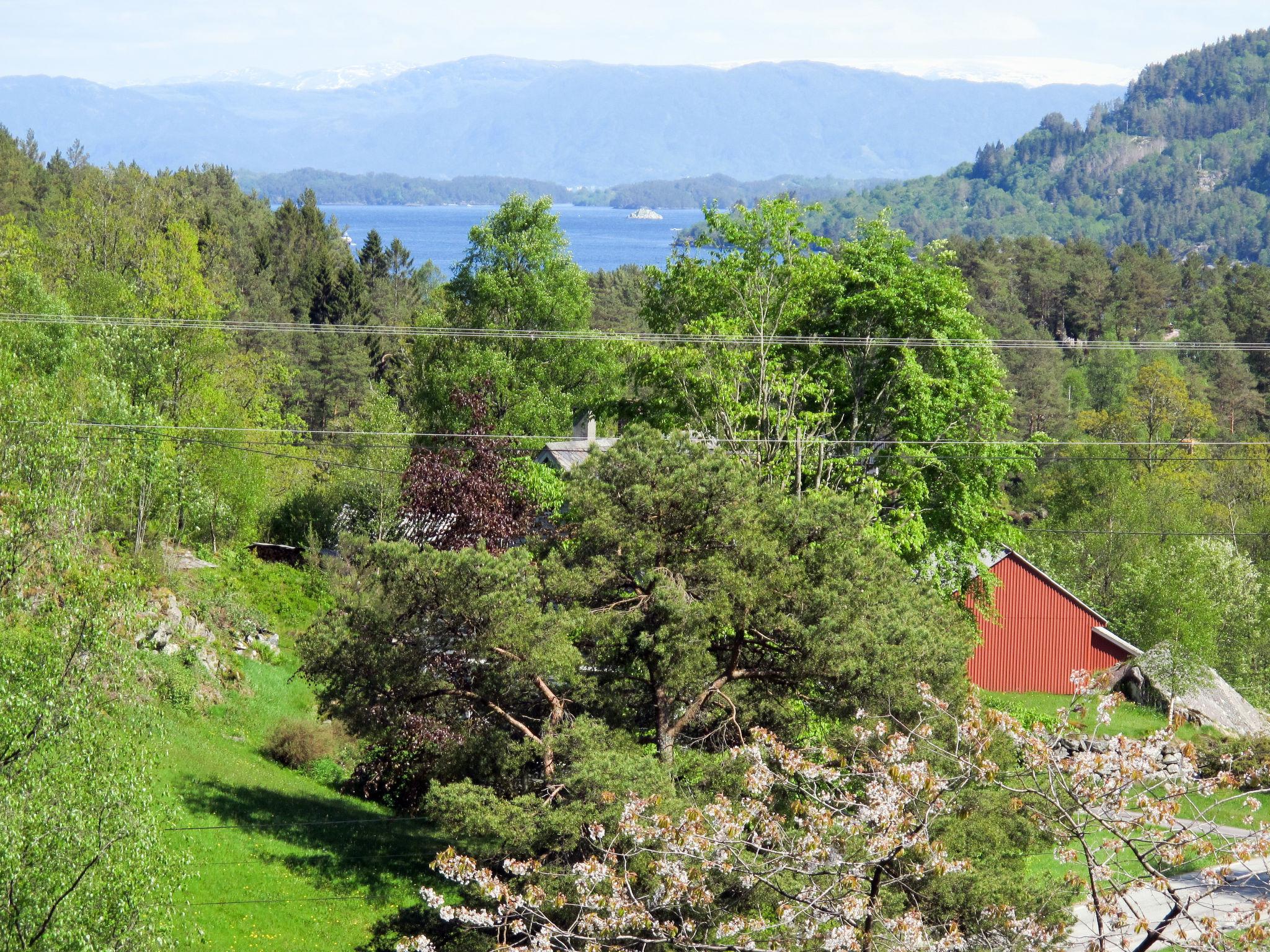 Photo 26 - Maison de 5 chambres à Tysnes avec jardin et terrasse