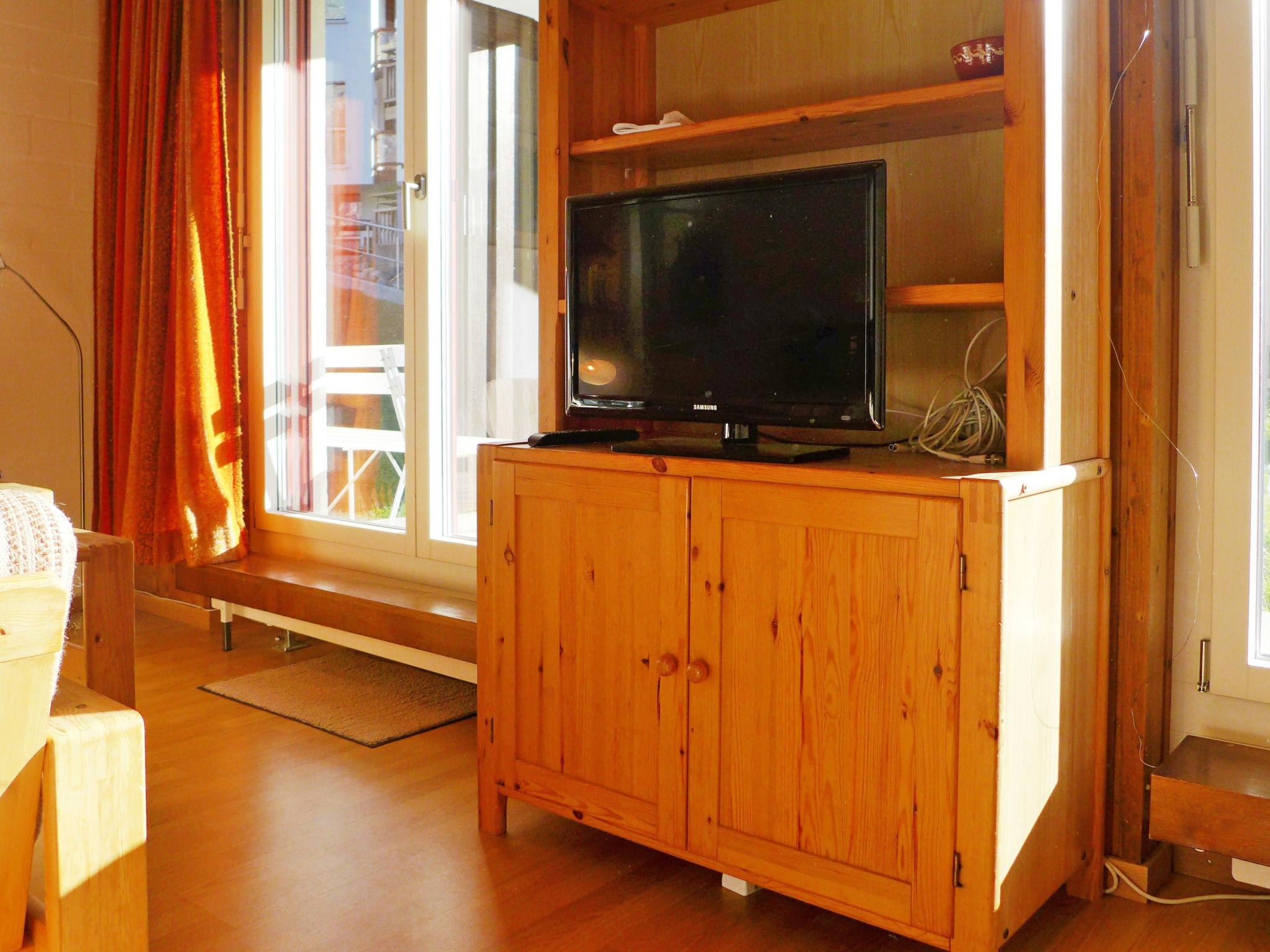 Photo 7 - 1 bedroom Apartment in Zermatt with terrace and mountain view