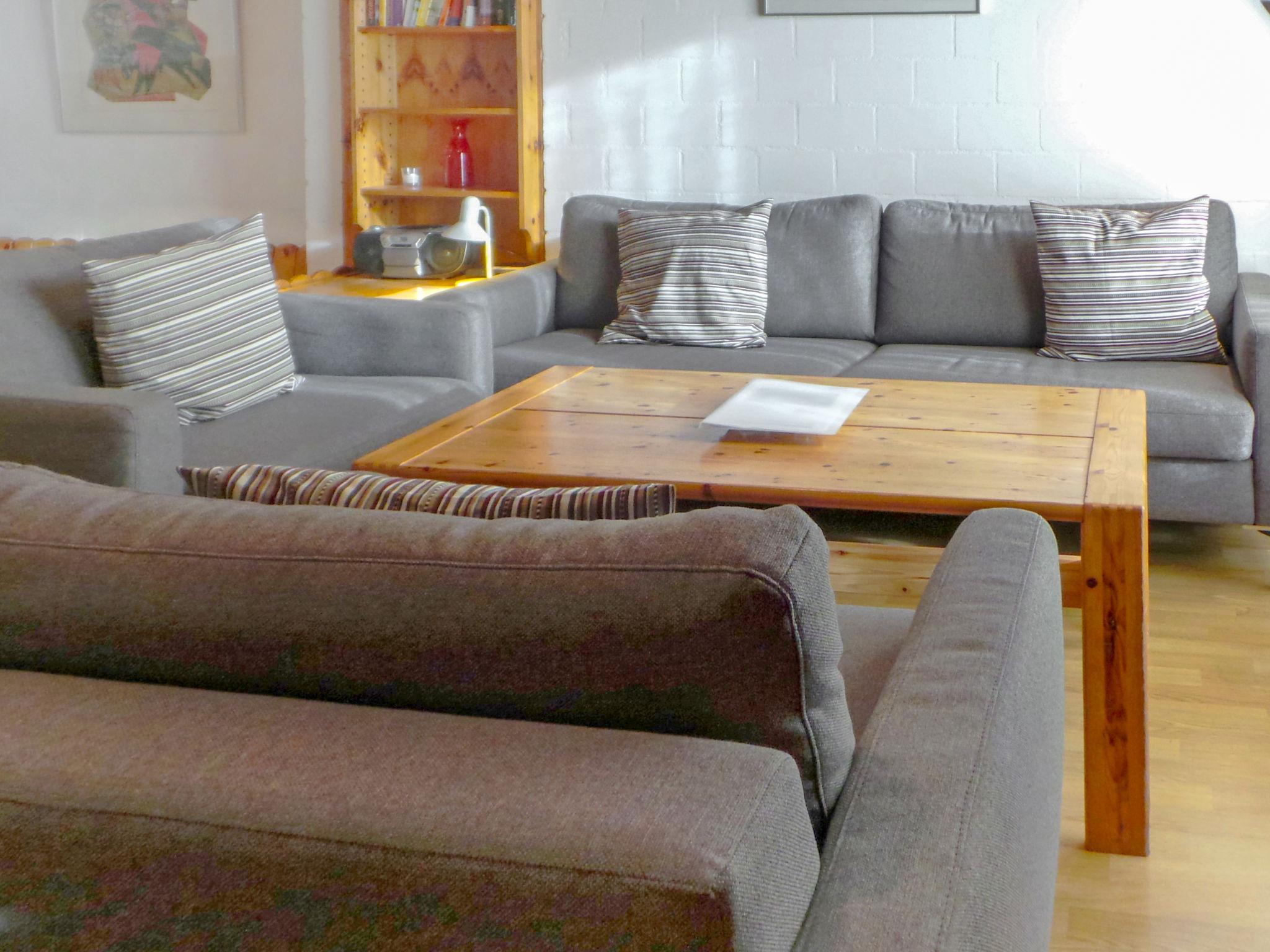 Photo 3 - 1 bedroom Apartment in Zermatt with garden and terrace