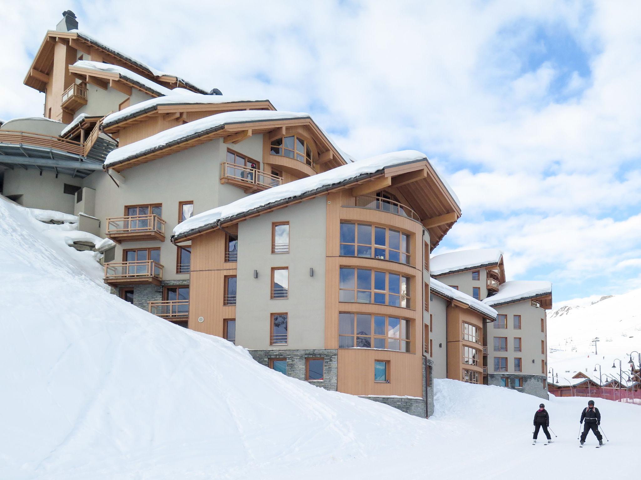 Foto 1 - Apartamento de 3 habitaciones en Tignes con piscina y vistas a la montaña