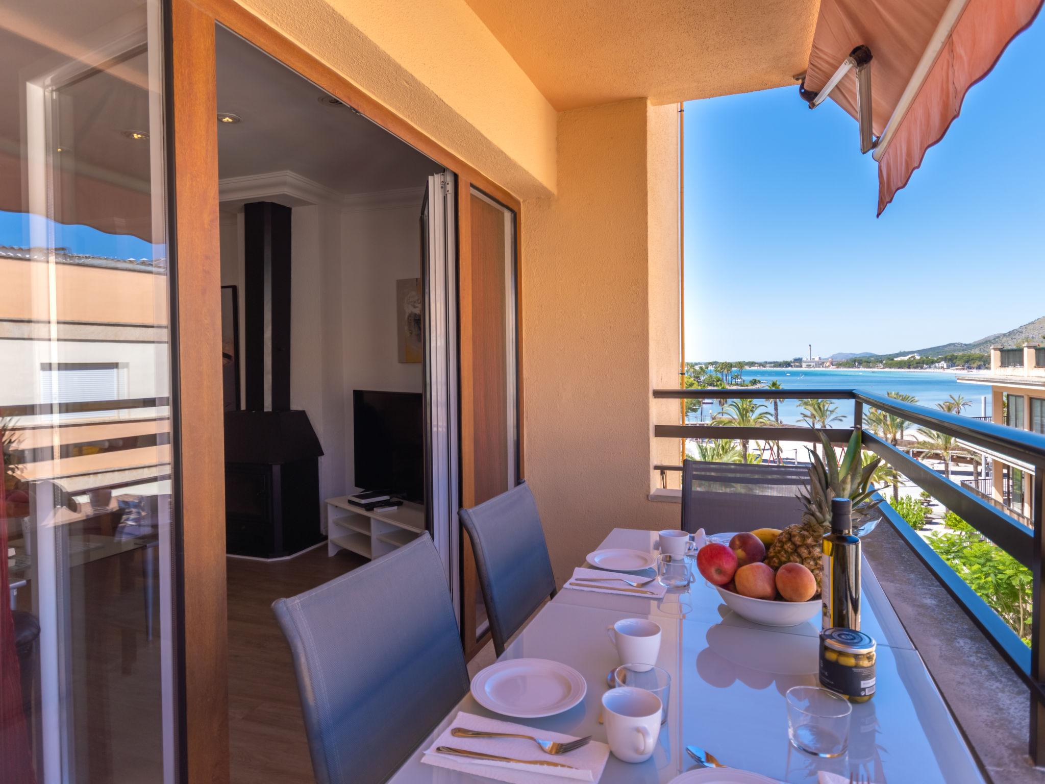 Photo 1 - Appartement de 3 chambres à Alcúdia avec vues à la mer