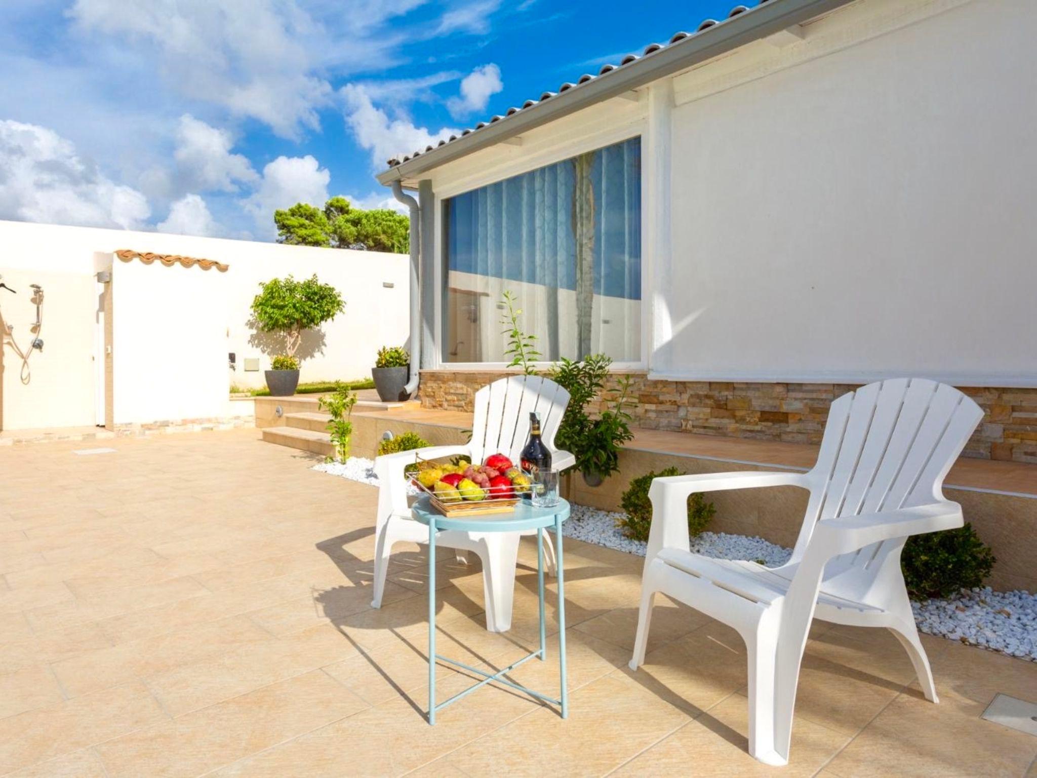 Photo 14 - Maison de 4 chambres à Trappeto avec piscine privée et vues à la mer