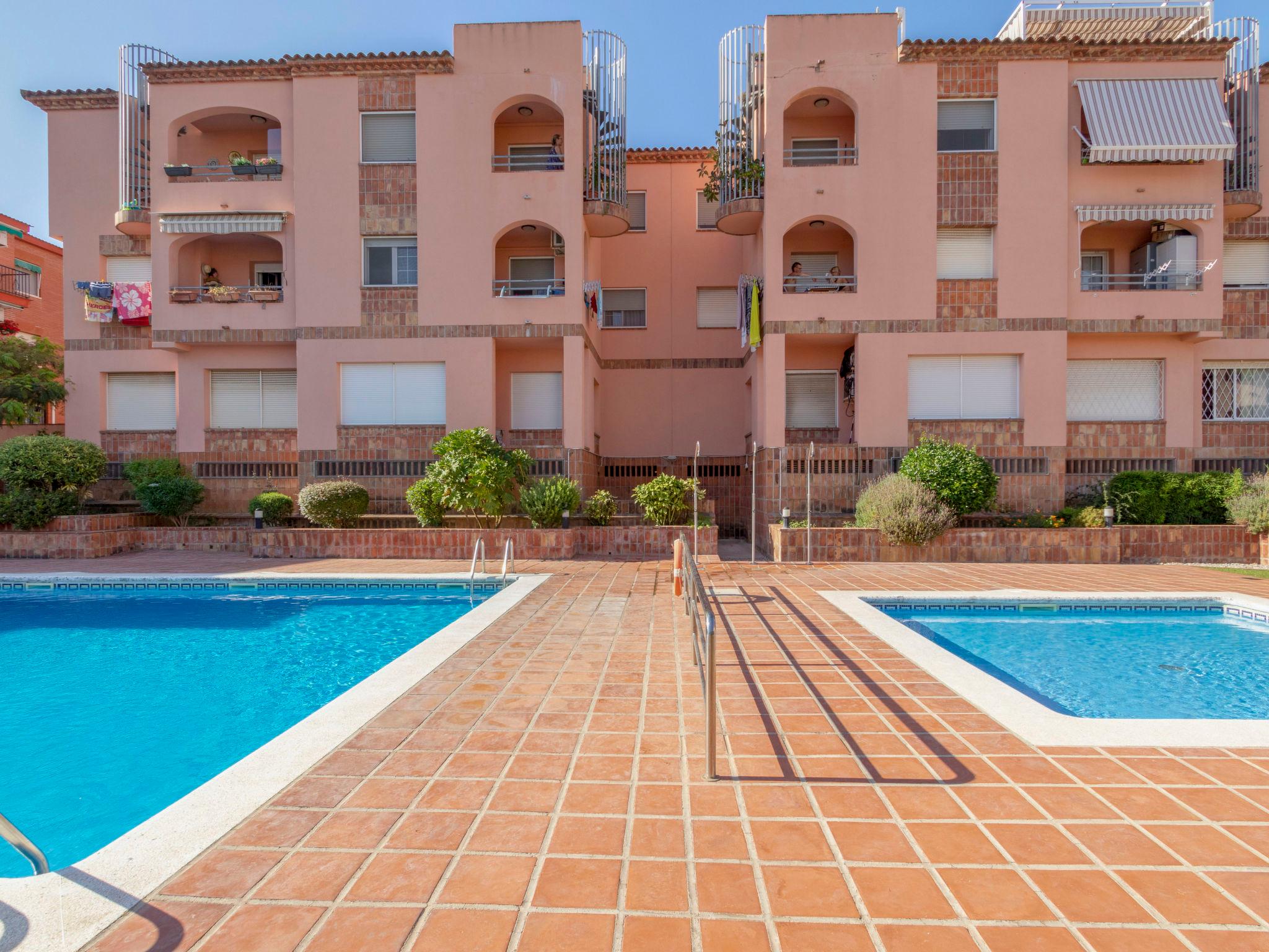 Foto 2 - Apartamento de 1 habitación en Torredembarra con piscina y vistas al mar