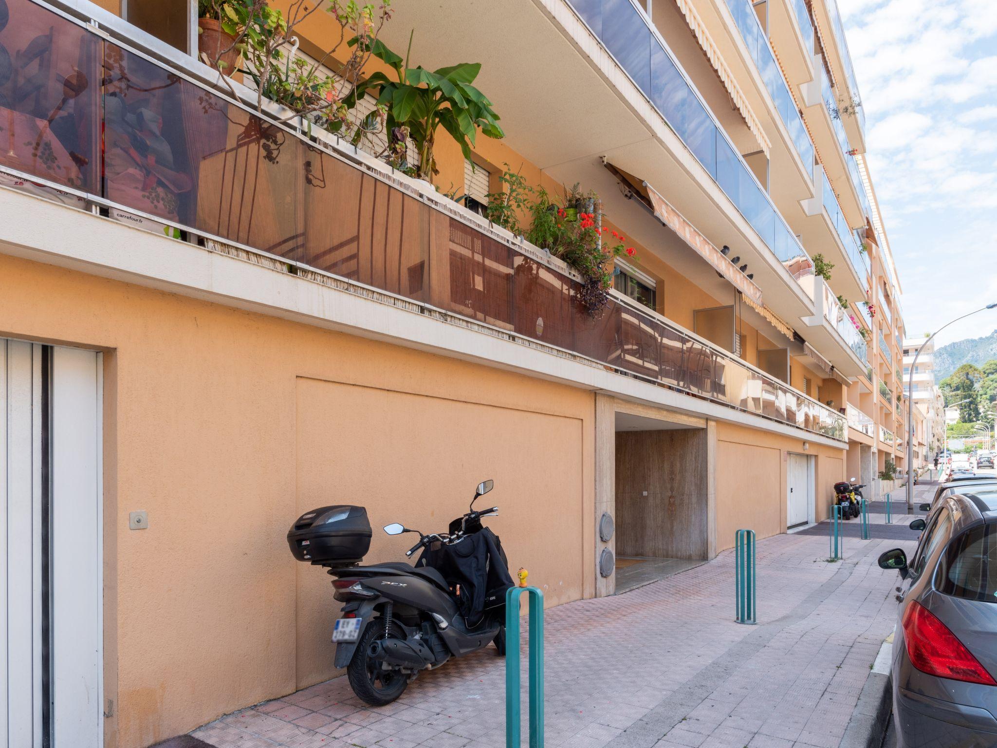 Foto 12 - Apartamento de 1 habitación en Menton con terraza y vistas al mar