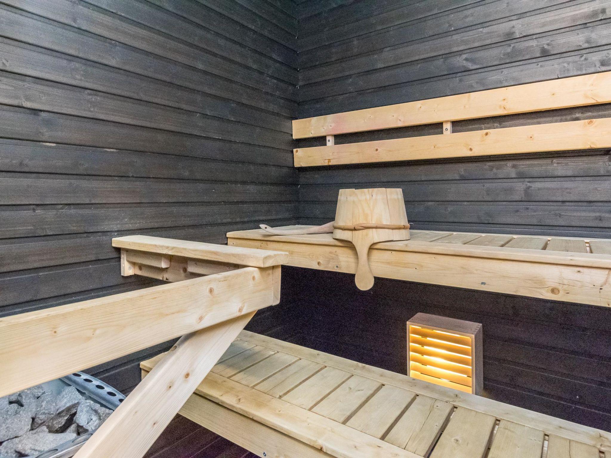 Foto 20 - Haus mit 1 Schlafzimmer in Hyrynsalmi mit sauna