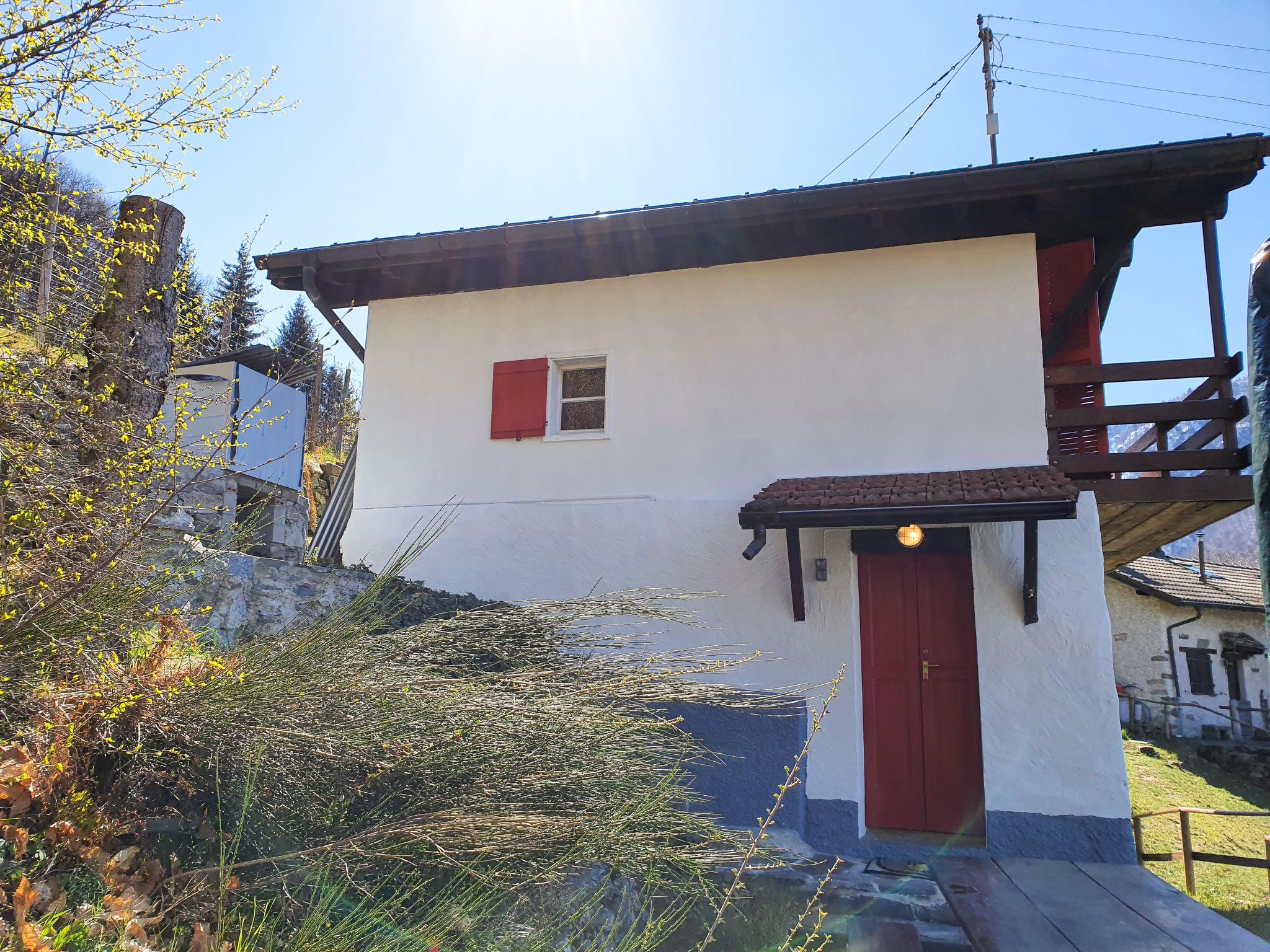 Foto 6 - Casa de 1 quarto em Bellinzona com jardim e vista para a montanha