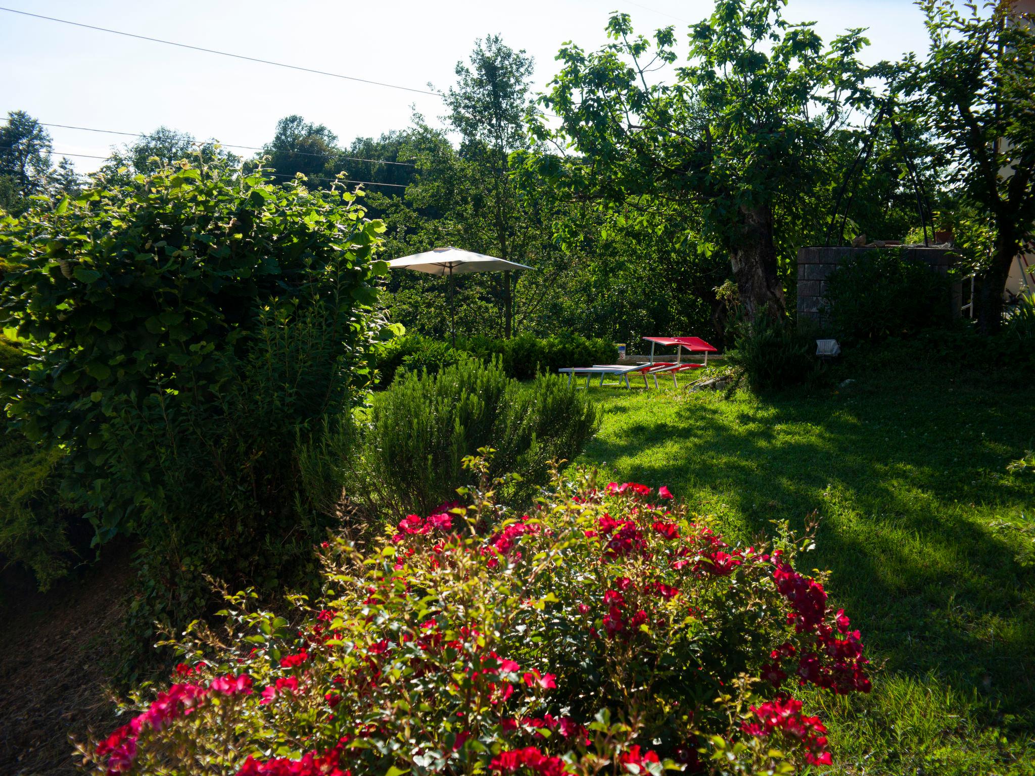 Photo 26 - 2 bedroom House in Piea with garden and terrace