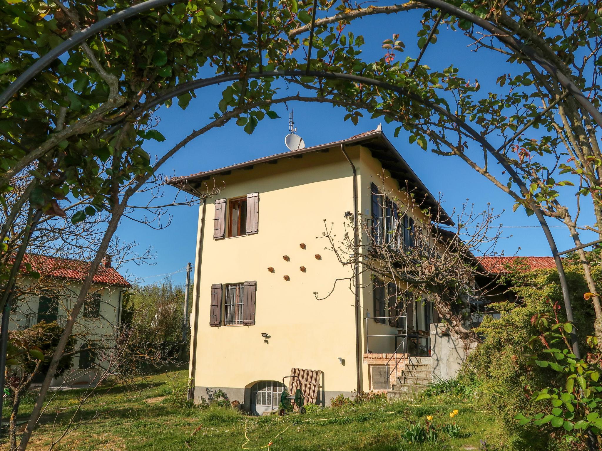 Foto 30 - Casa con 2 camere da letto a Piea con giardino e terrazza