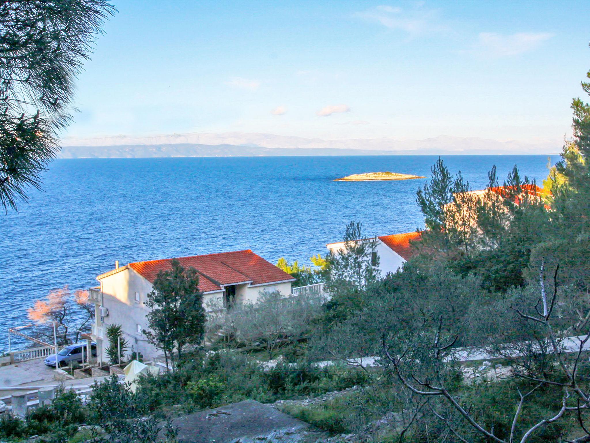 Foto 1 - Apartamento de 1 quarto em Blato com terraço e vistas do mar