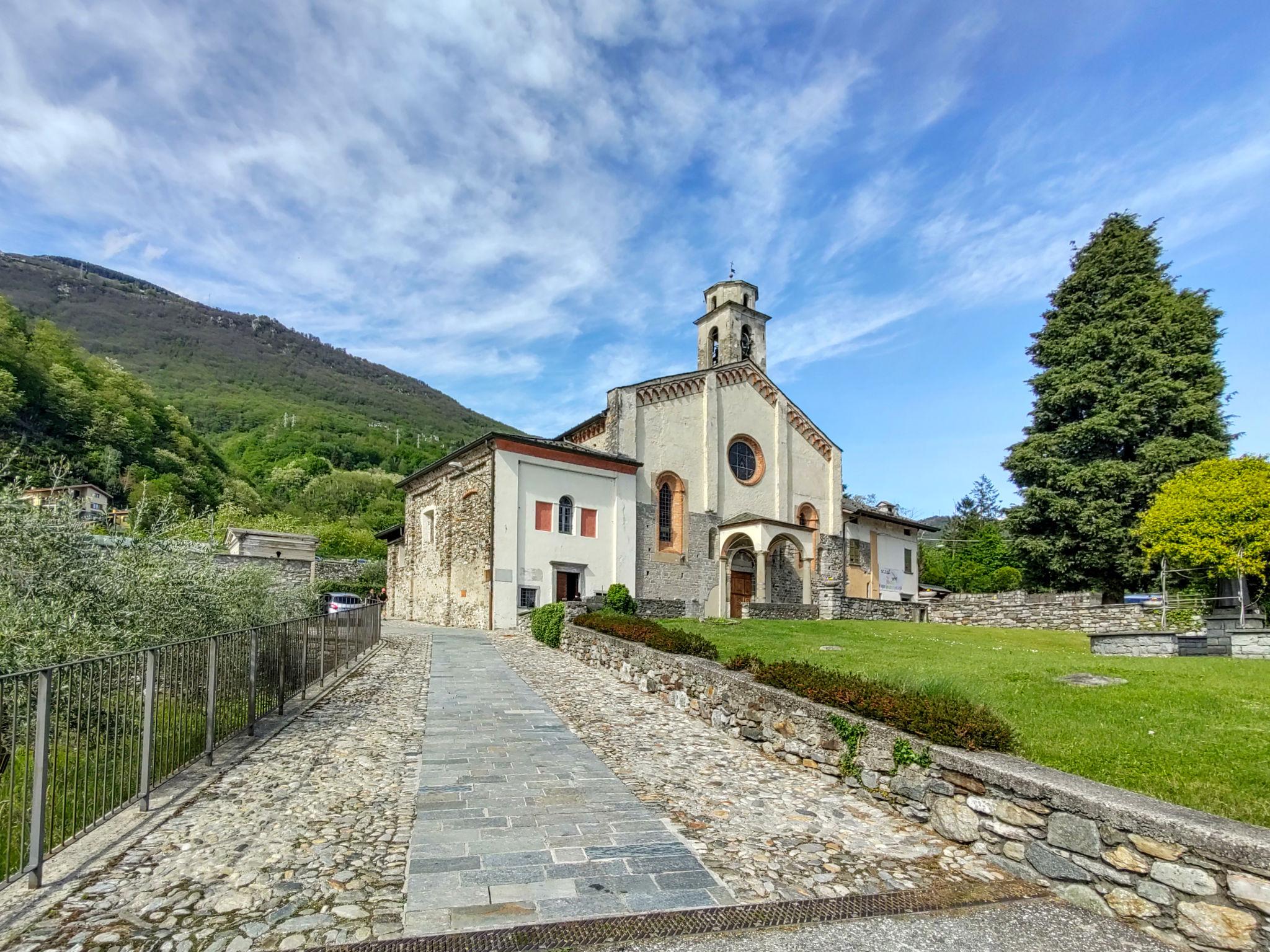 Foto 34 - Apartamento de 2 quartos em Gera Lario com jardim e vista para a montanha