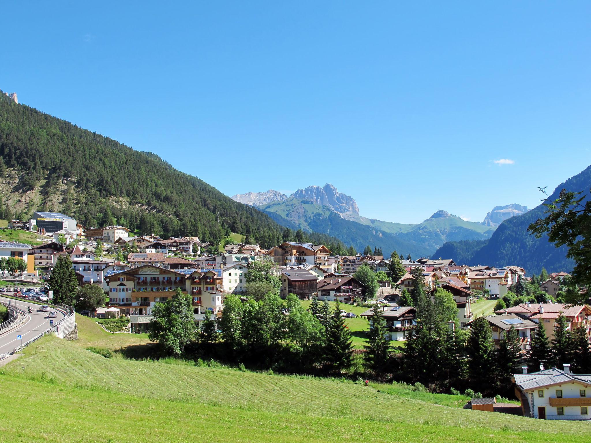 Foto 15 - Apartamento de 1 habitación en San Giovanni di Fassa-Sèn Jan con jardín