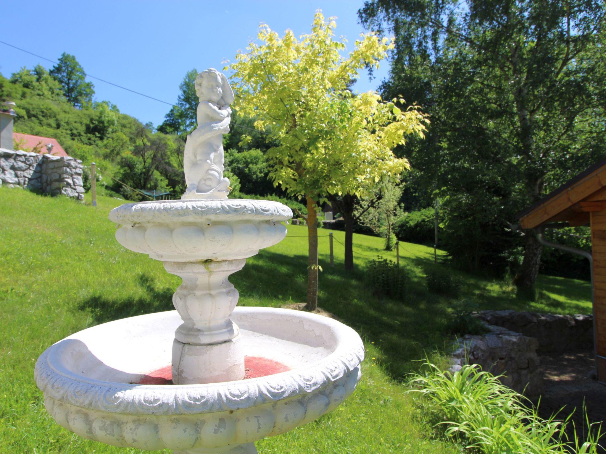 Photo 26 - Maison de 1 chambre à Bečov nad Teplou avec jardin et terrasse