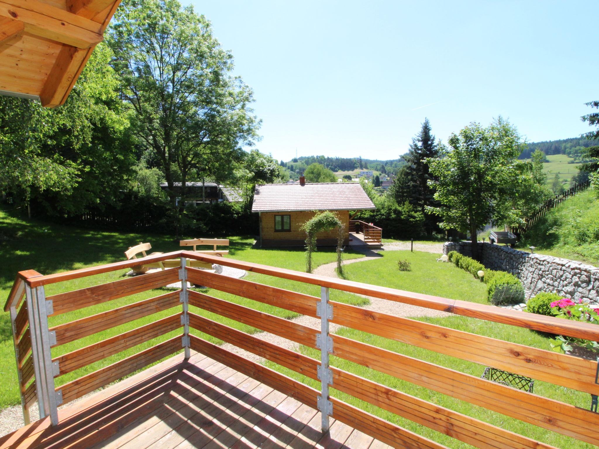 Photo 10 - Maison de 1 chambre à Bečov nad Teplou avec jardin et terrasse