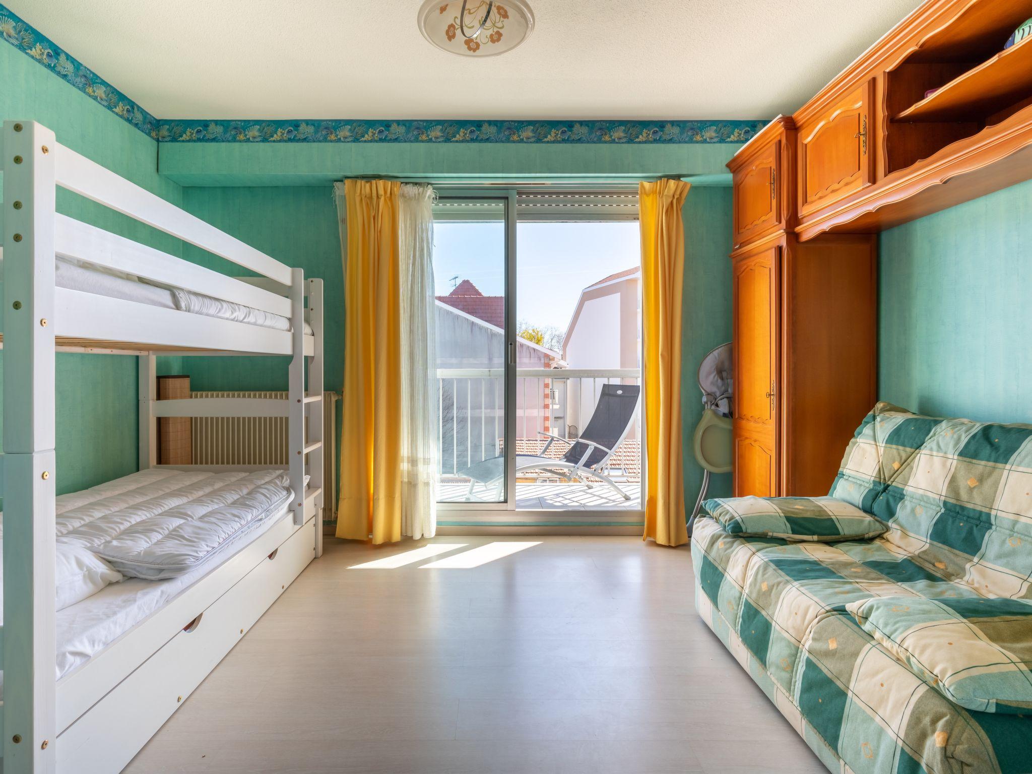 Photo 5 - Appartement de 2 chambres à Arcachon avec terrasse et vues à la mer