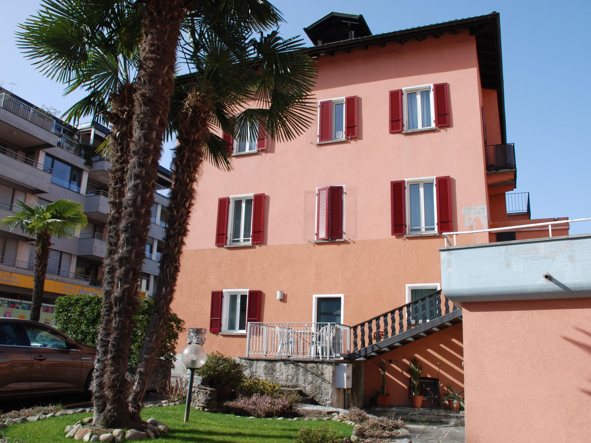 Photo 2 - Appartement de 1 chambre à Gambarogno avec piscine et jardin