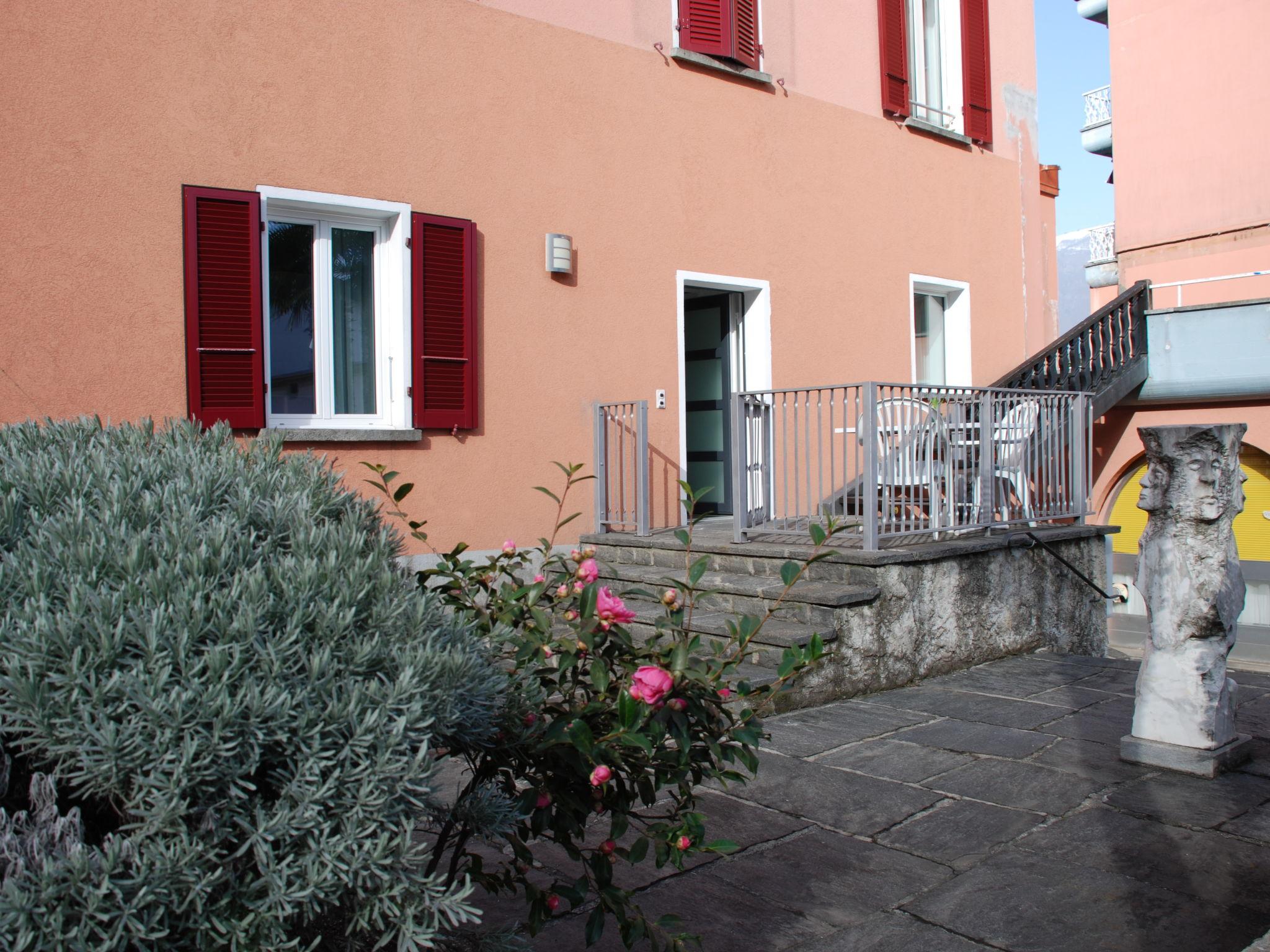 Photo 18 - 1 bedroom Apartment in Gambarogno with swimming pool and garden