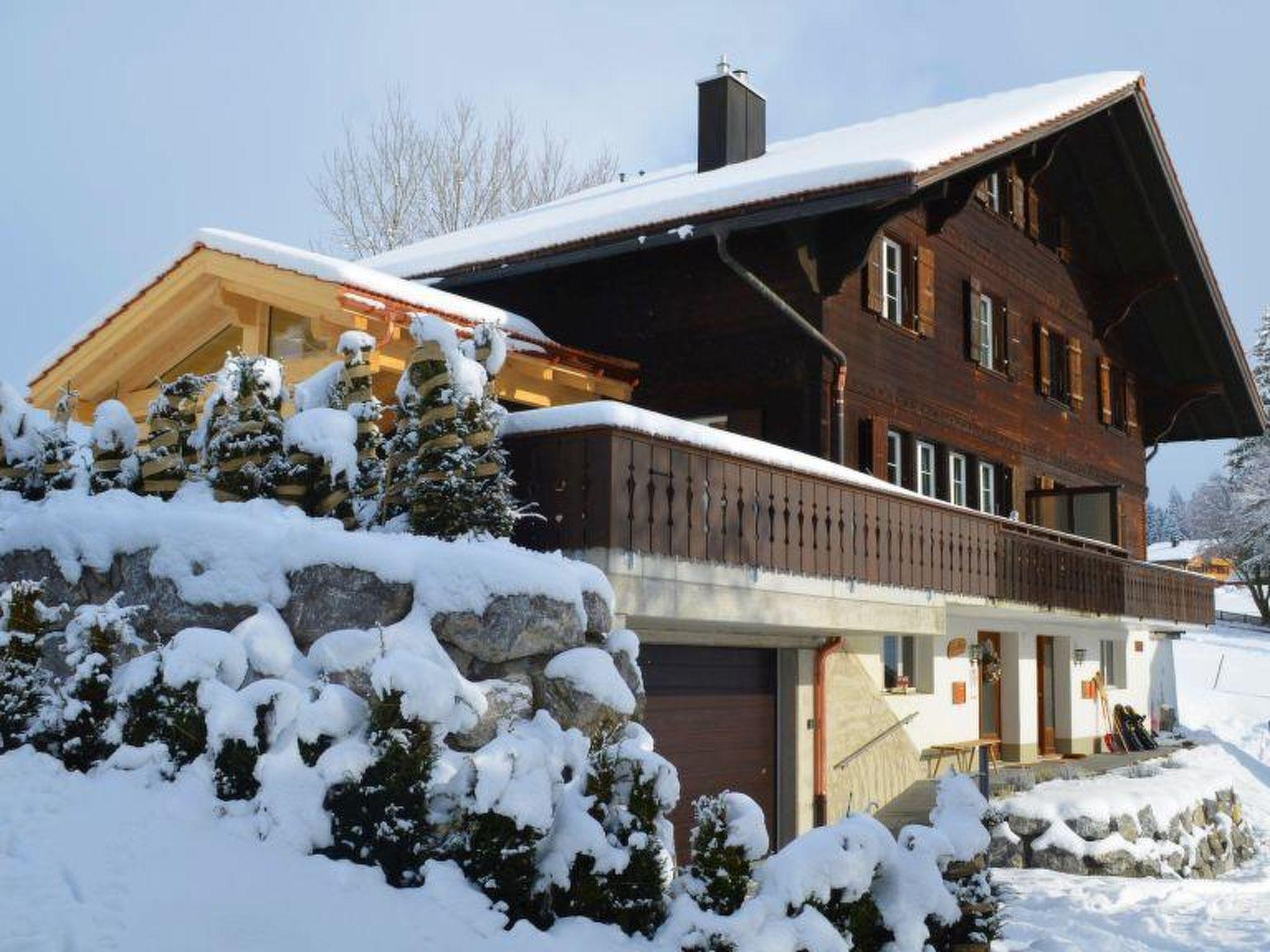 Photo 1 - 3 bedroom Apartment in Saanen