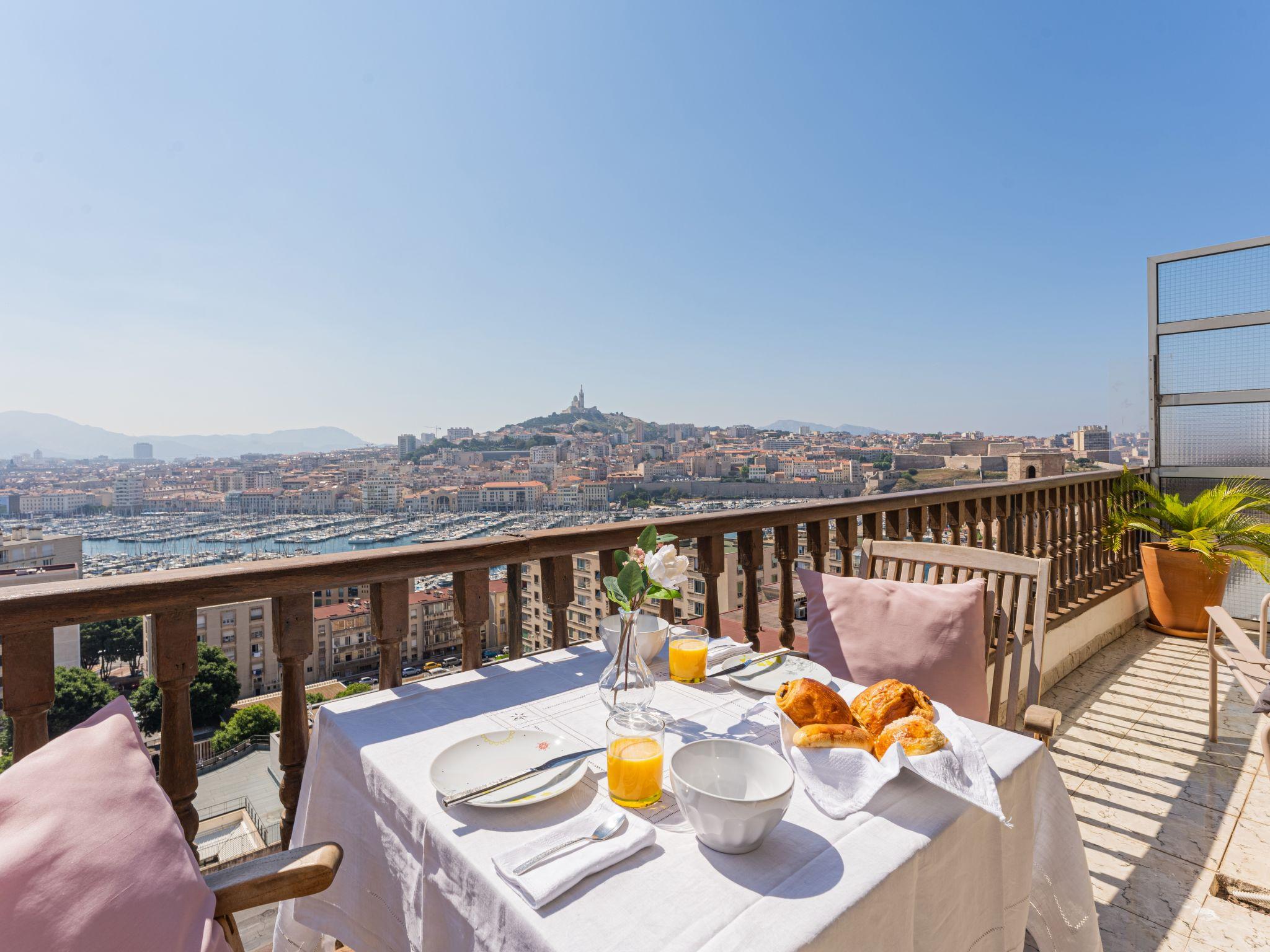 Foto 1 - Appartamento con 2 camere da letto a Marsiglia con vista mare