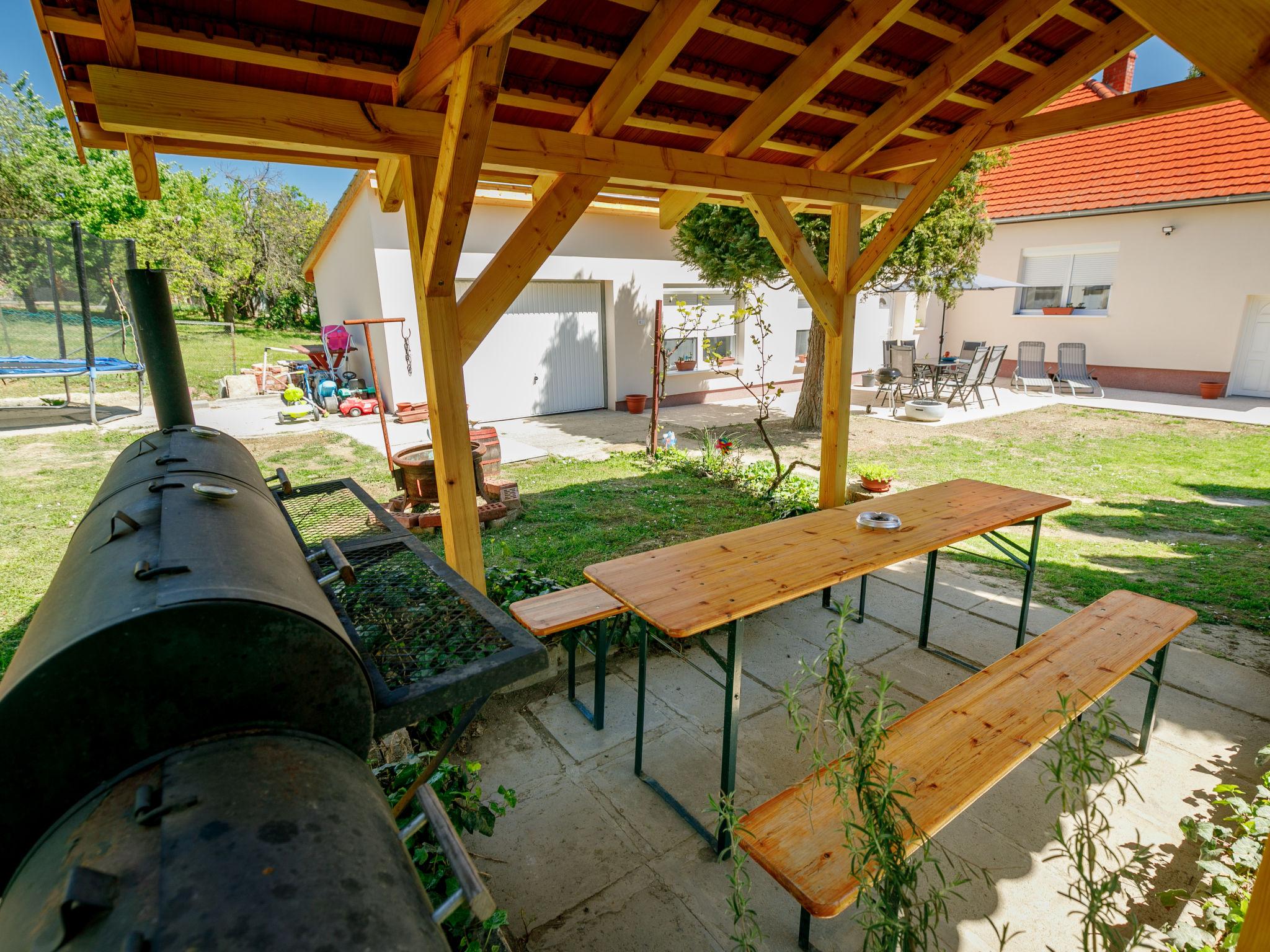 Photo 14 - Maison de 1 chambre à Fonyód avec piscine privée et vues à la mer