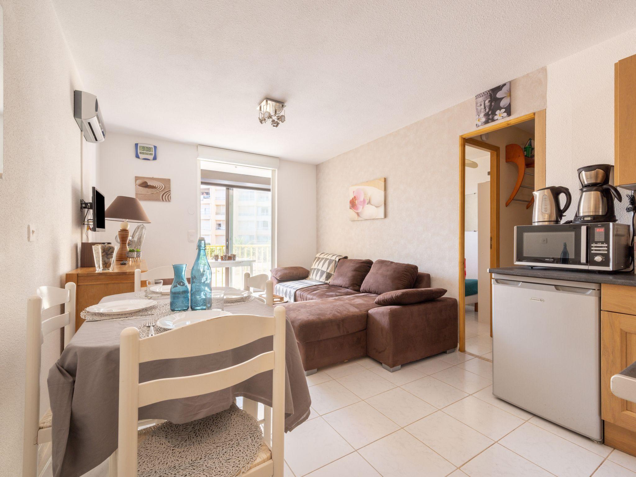 Foto 7 - Apartamento de 1 habitación en Le Barcarès con vistas al mar