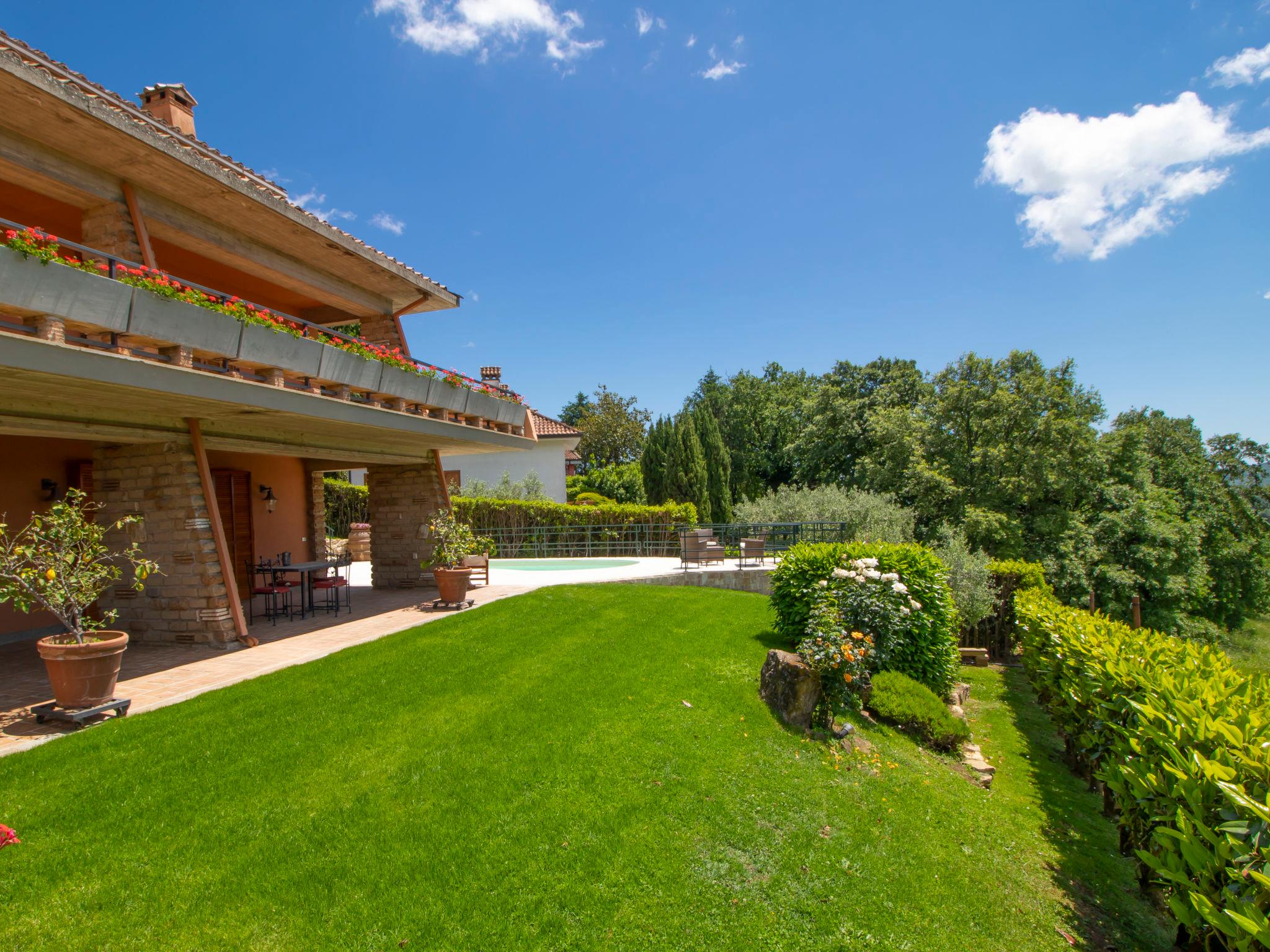 Foto 27 - Casa con 6 camere da letto a Sutri con piscina privata e giardino