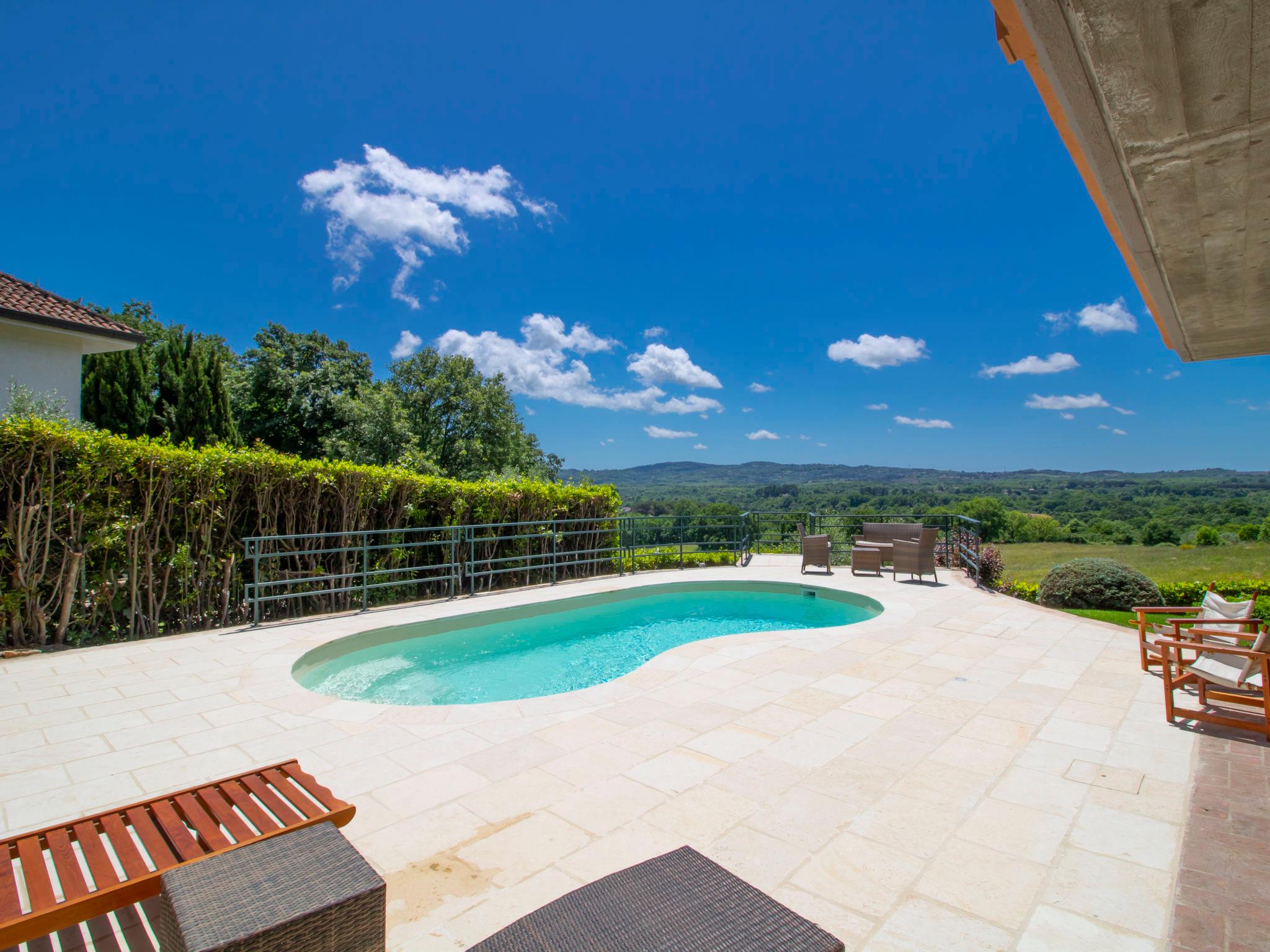 Photo 32 - Maison de 6 chambres à Sutri avec piscine privée et jardin