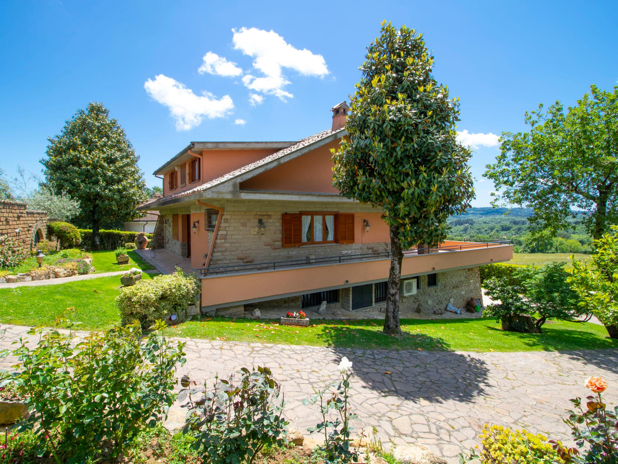 Foto 31 - Casa con 6 camere da letto a Sutri con piscina privata e giardino