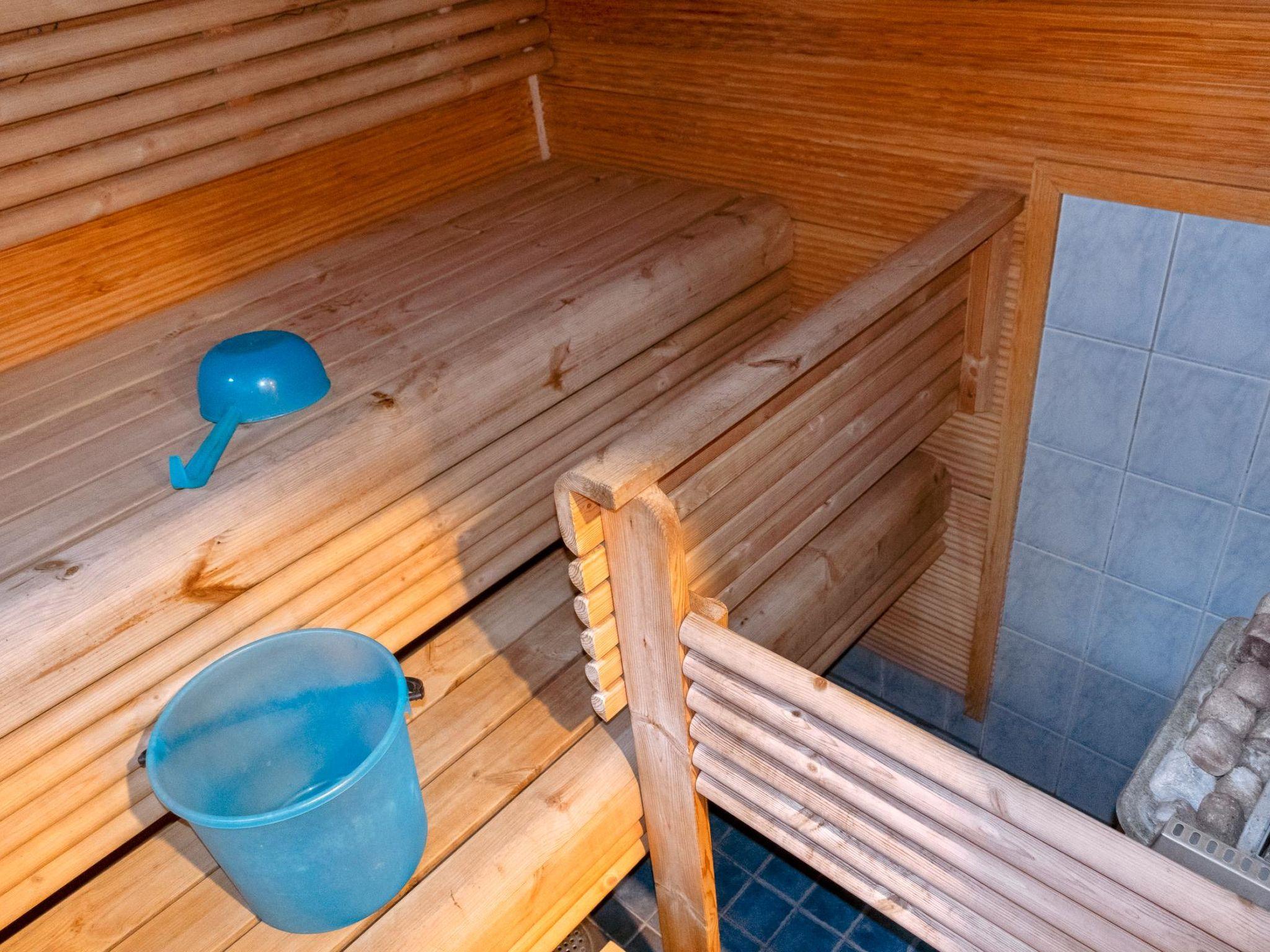 Foto 17 - Casa de 3 habitaciones en Kittilä con sauna y vistas a la montaña