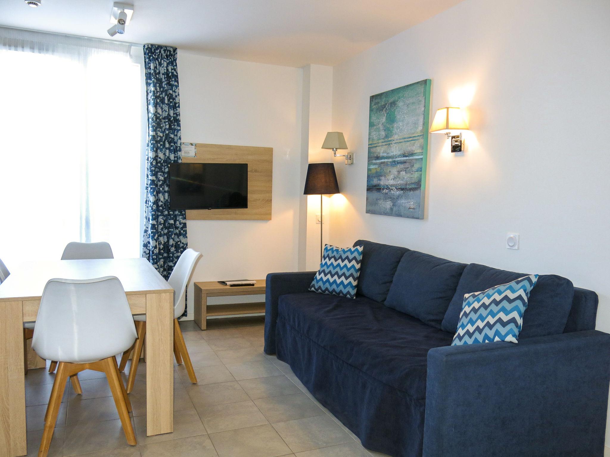 Foto 4 - Apartamento en Rivedoux-Plage con piscina y vistas al mar