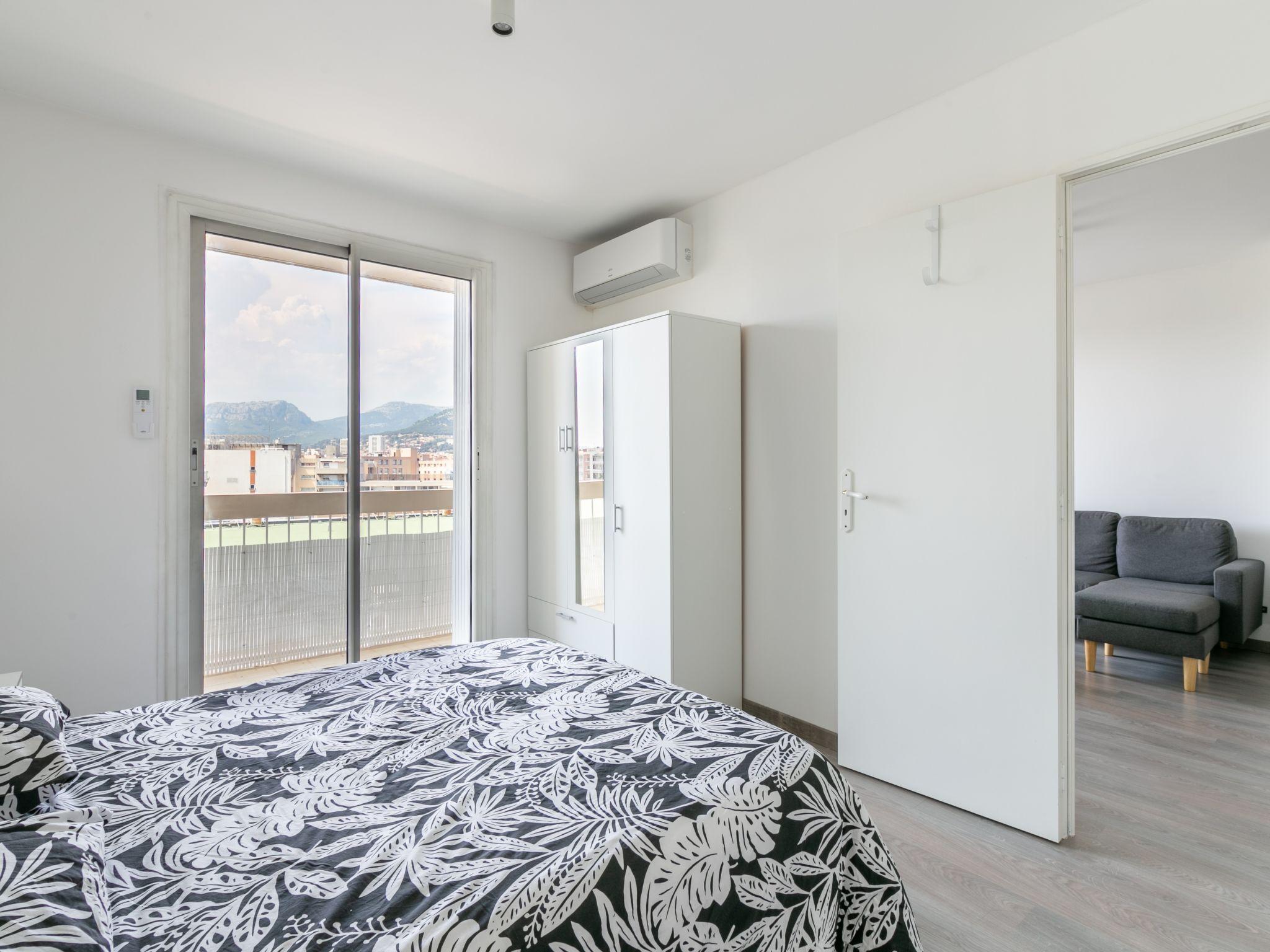 Foto 10 - Apartamento de 2 quartos em Toulon com vistas do mar