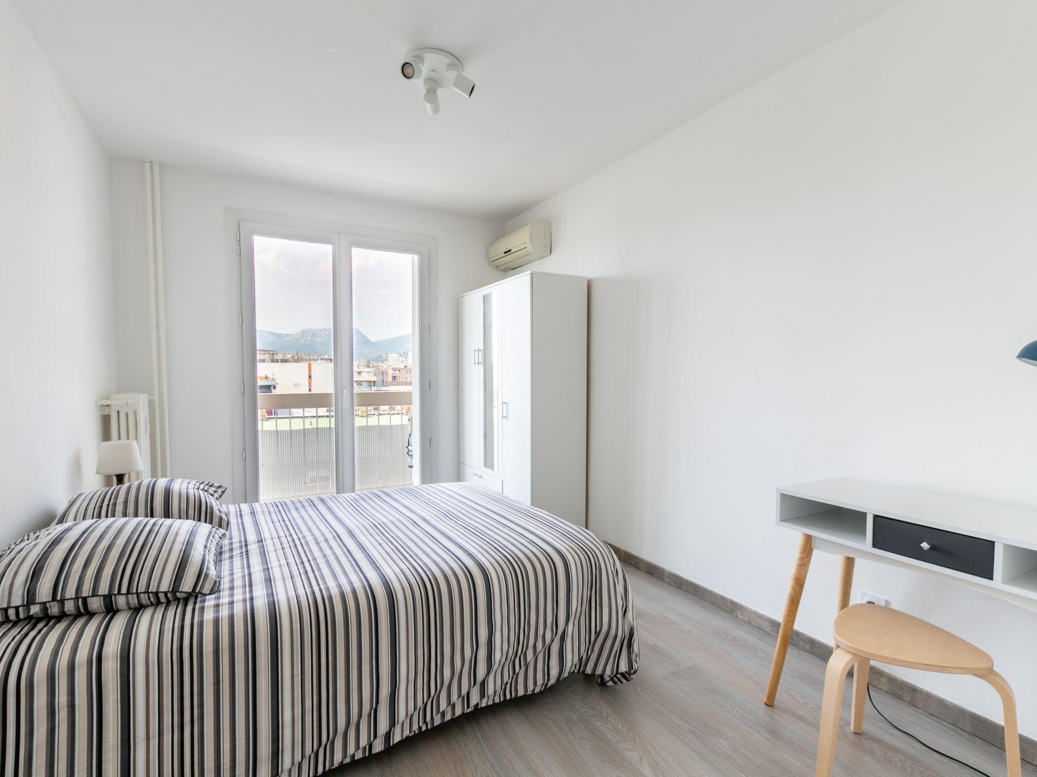 Foto 4 - Apartment mit 2 Schlafzimmern in Toulon mit blick aufs meer