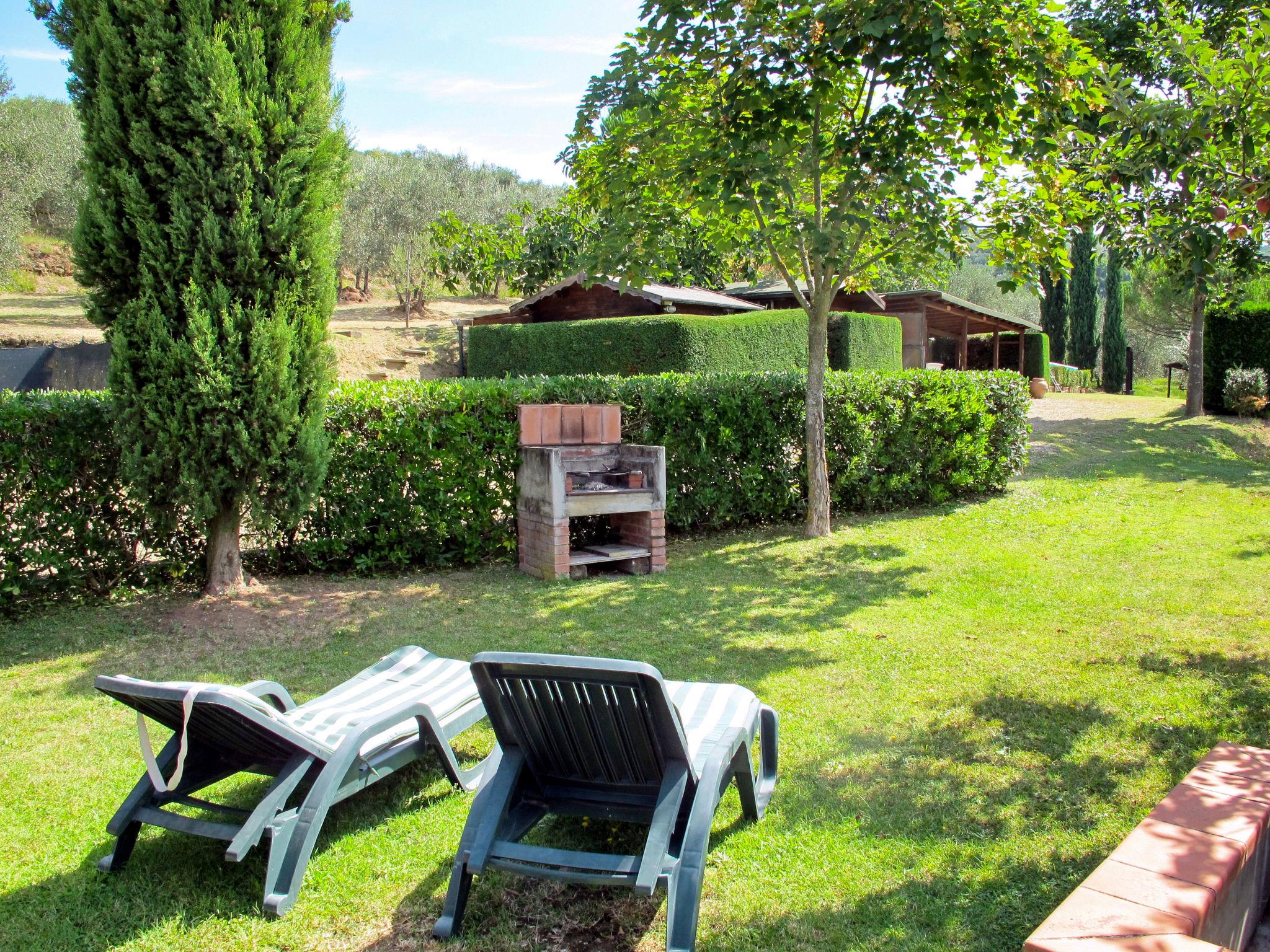 Foto 17 - Casa de 2 habitaciones en Castelfranco Piandiscò con piscina y jardín